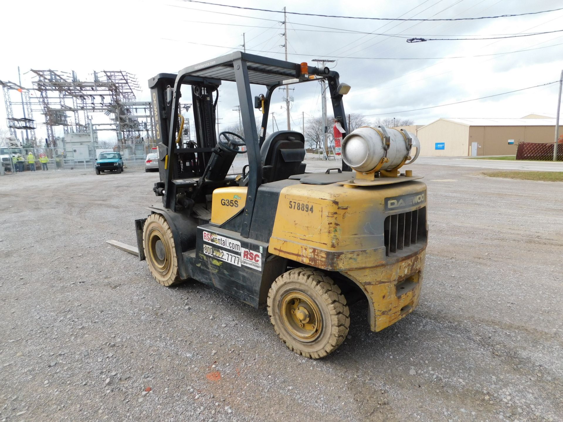 Daewoo Model G35S-2 Forklift, SN G2-00191, 6,700 lb. cap., LP, Solid Pneumatic Non-Marking Tires, - Image 4 of 20