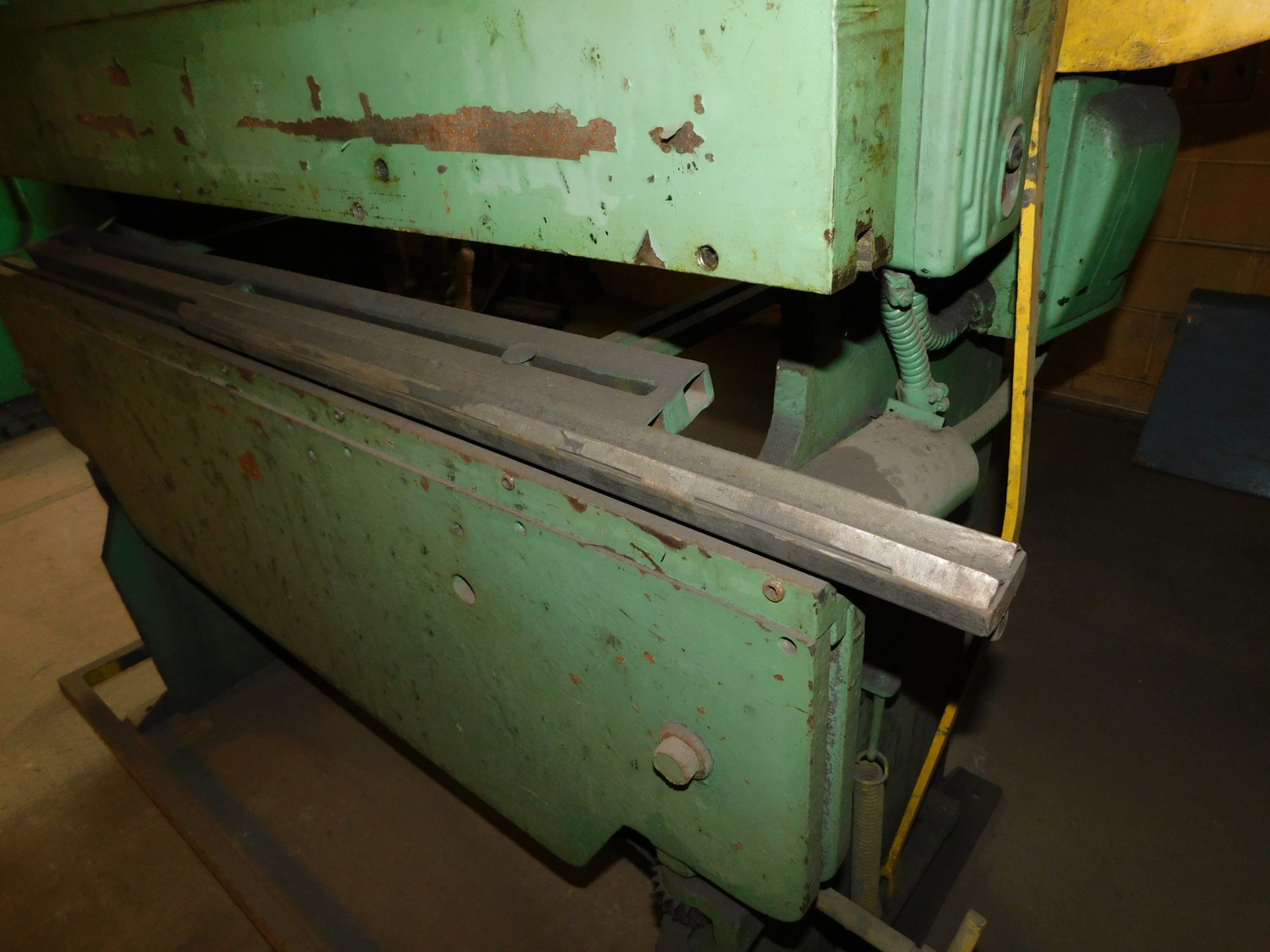 Chicago Dreis & Krump Model 254 Mechanical Press Brake, SN L727, 5' x 25 Ton, 5' Overall Length, - Image 5 of 6