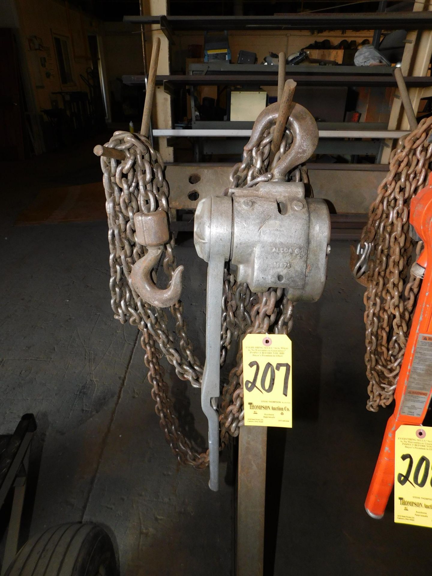 CM 1 1/2-Ton Ratchet Chain Hoist