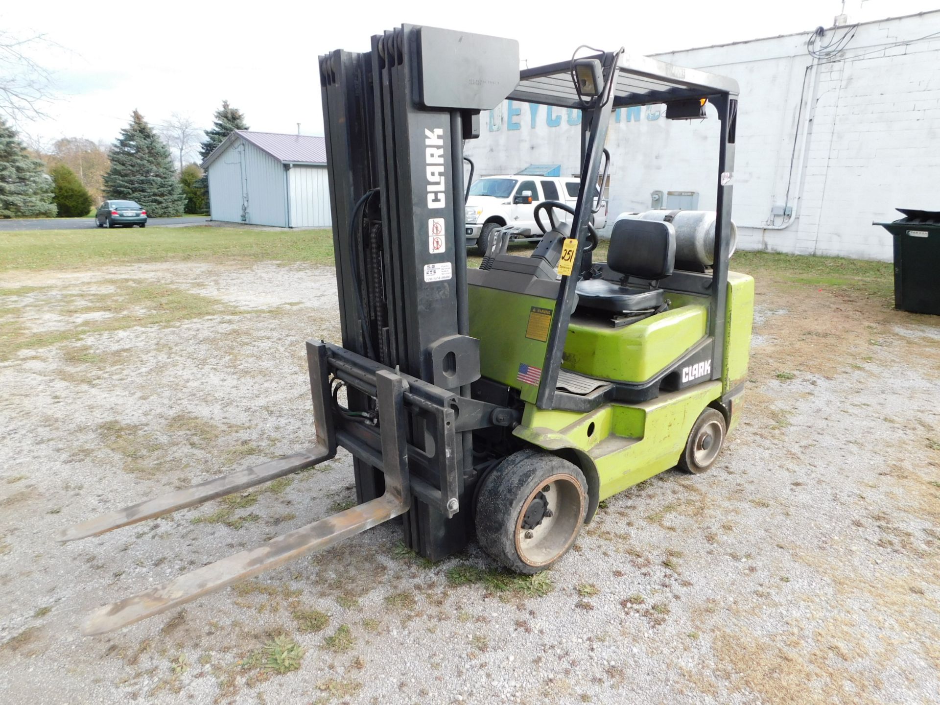 Clark Model CGC30 Forklift, SN C365L-0419-9516FB, 4,200 lb. cap., LP, Hard Tire, 3-Stage Mast,