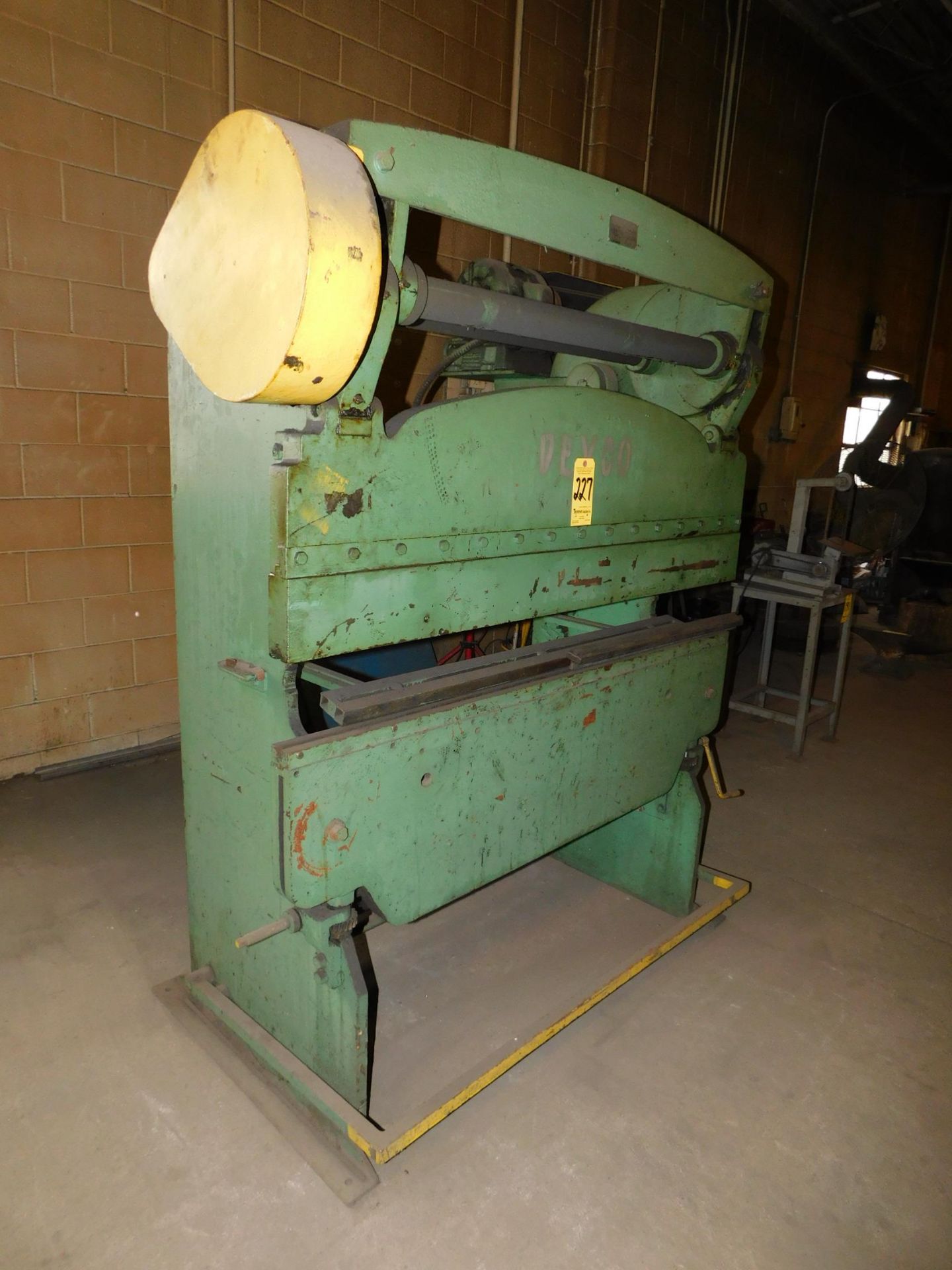 Chicago Dreis & Krump Model 254 Mechanical Press Brake, SN L727, 5' x 25 Ton, 5' Overall Length, - Image 3 of 6