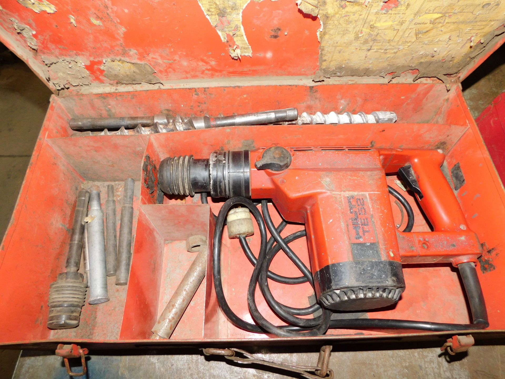 Hilti TE52 Hammer Drill with Case