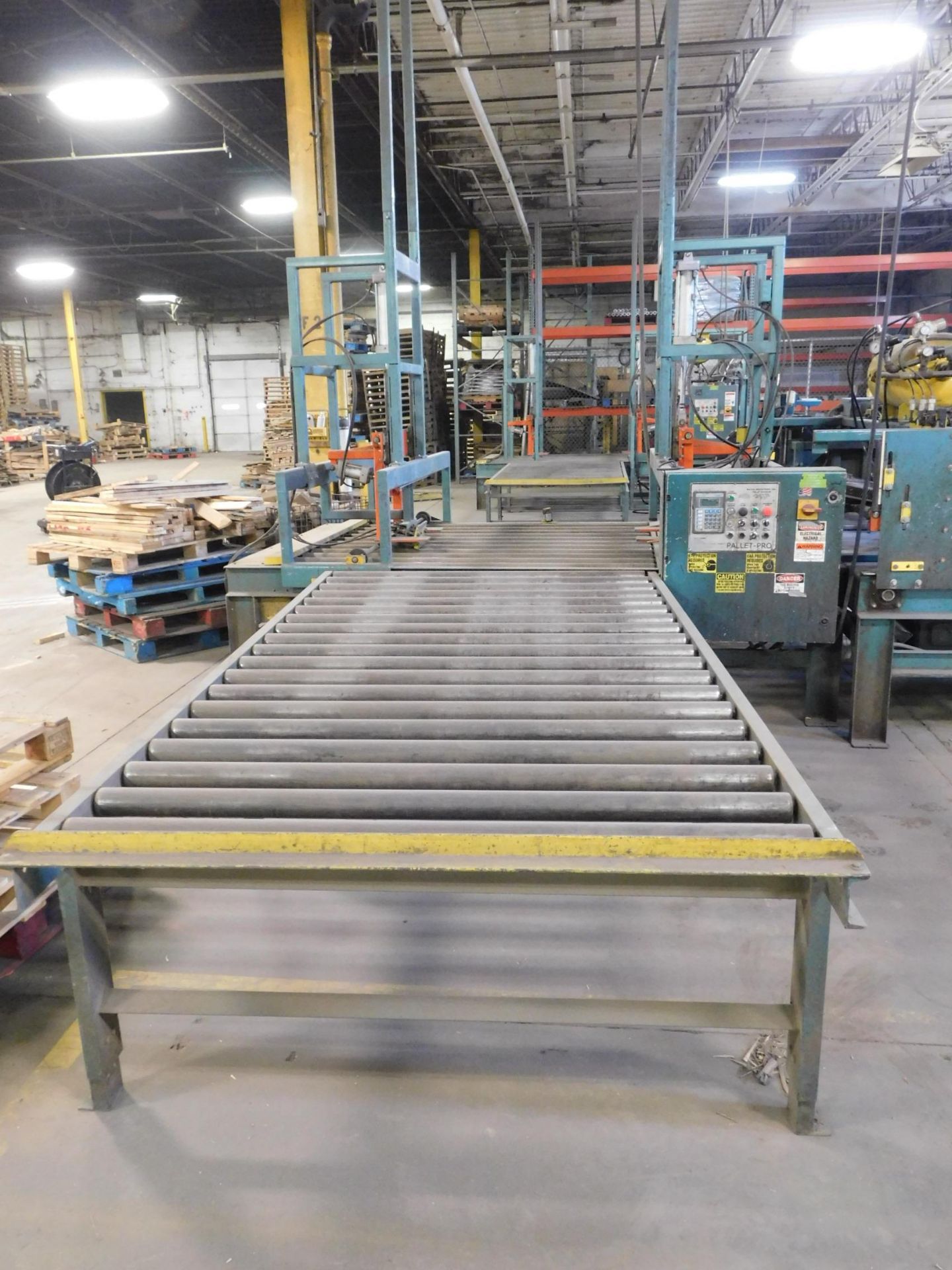 Rayco Pallet Pro Automatic Pallet Nailer 64" x 10' Infeed Roller Conveyor, 6' x7' Stacking Area, - Image 7 of 14