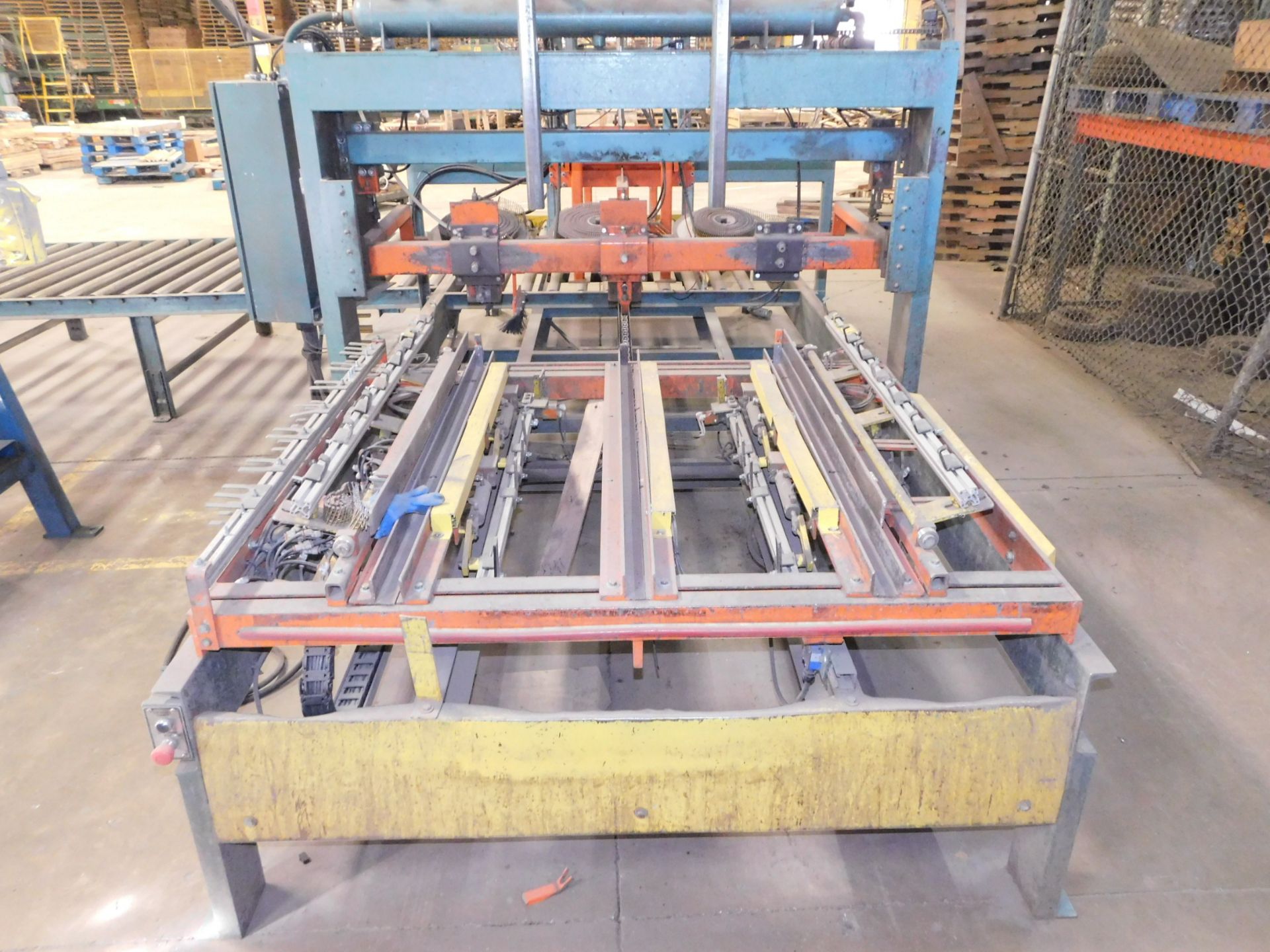 Rayco Edge Automatic Pallet Nailer, 64" x 10' Infeed Roller Conveyor, 6' x7' Stacking Area, Auto - Image 3 of 11
