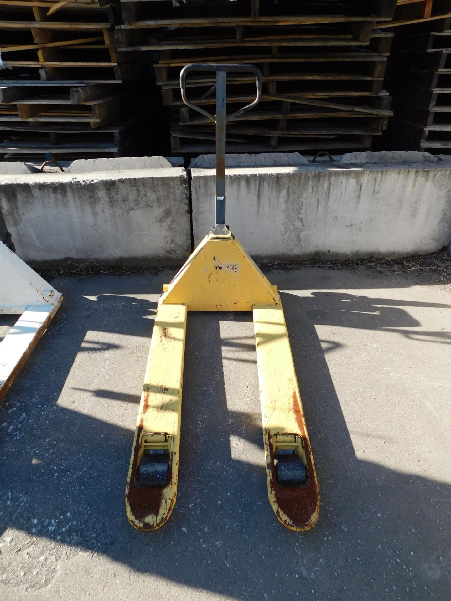 Pallet Jack, 5,000 lb. cap.