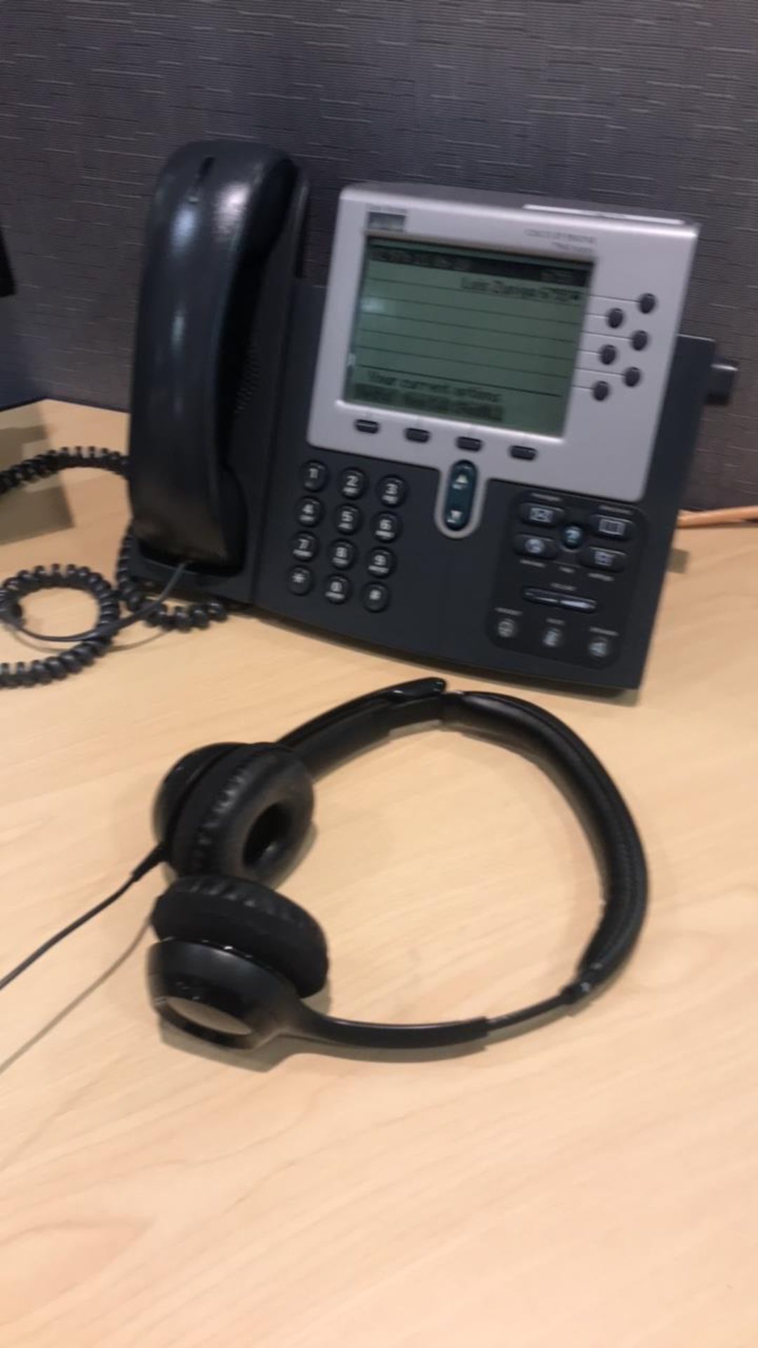 Lot- Phones, Headsets - Image 20 of 52