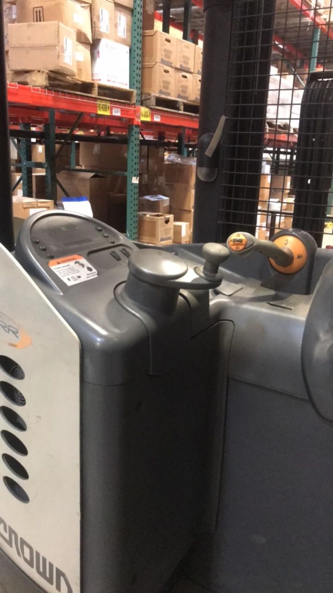 Reach Truck with Battery Charger - Image 4 of 7