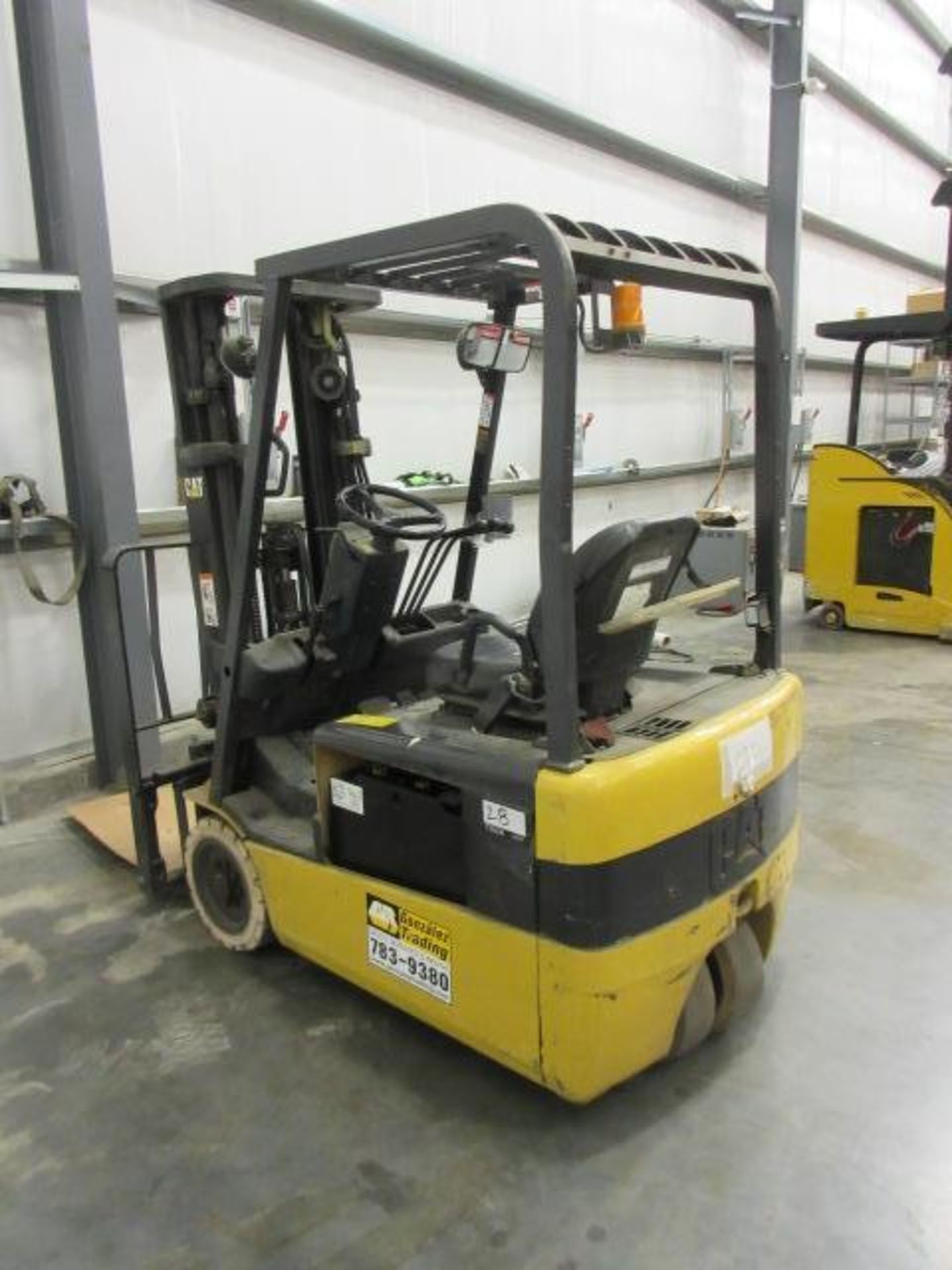 CAT 3-Wheel Electric Forklift - Image 3 of 6