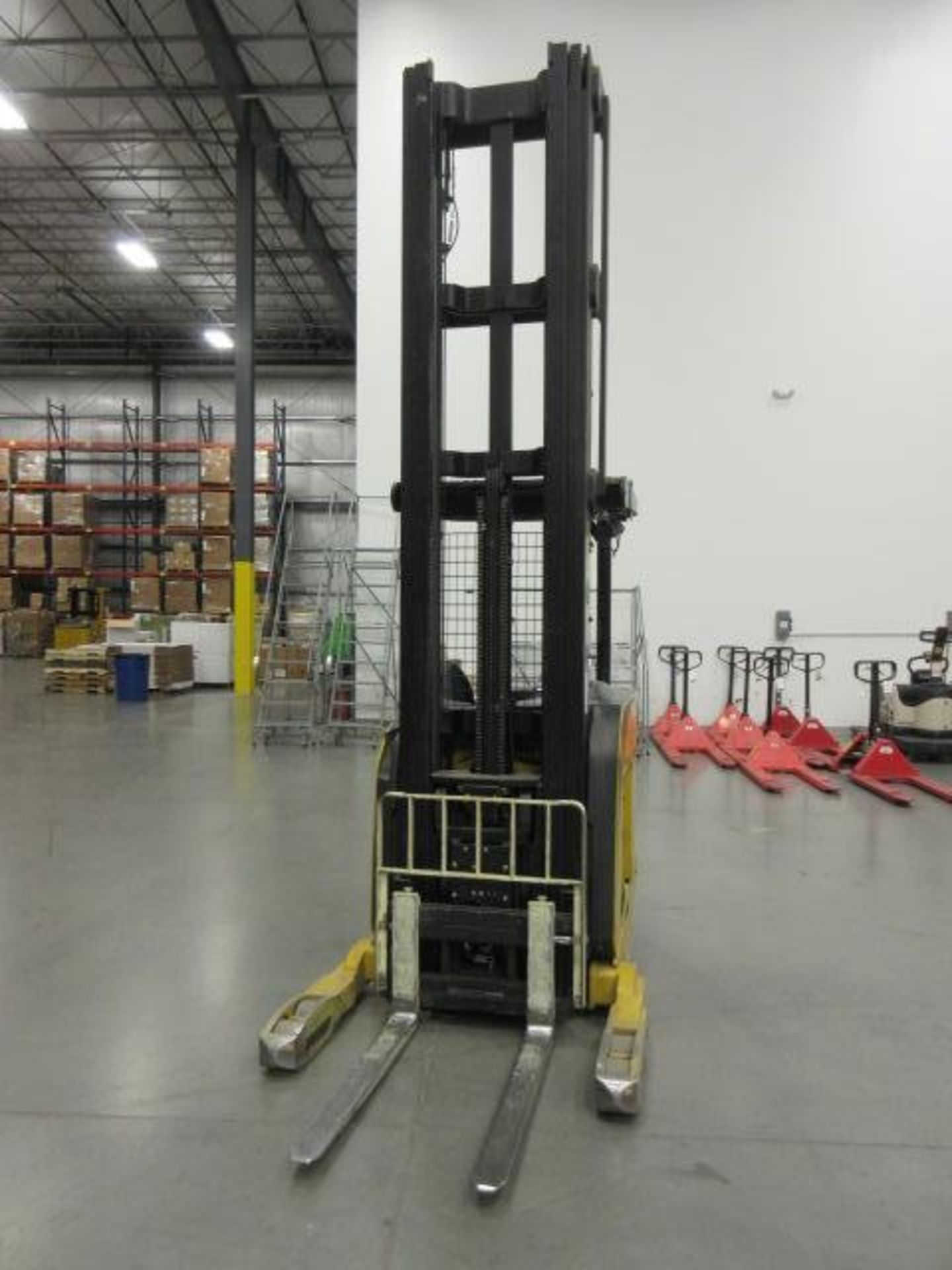 Yale Stand Up Reach Lift Truck - Image 3 of 7