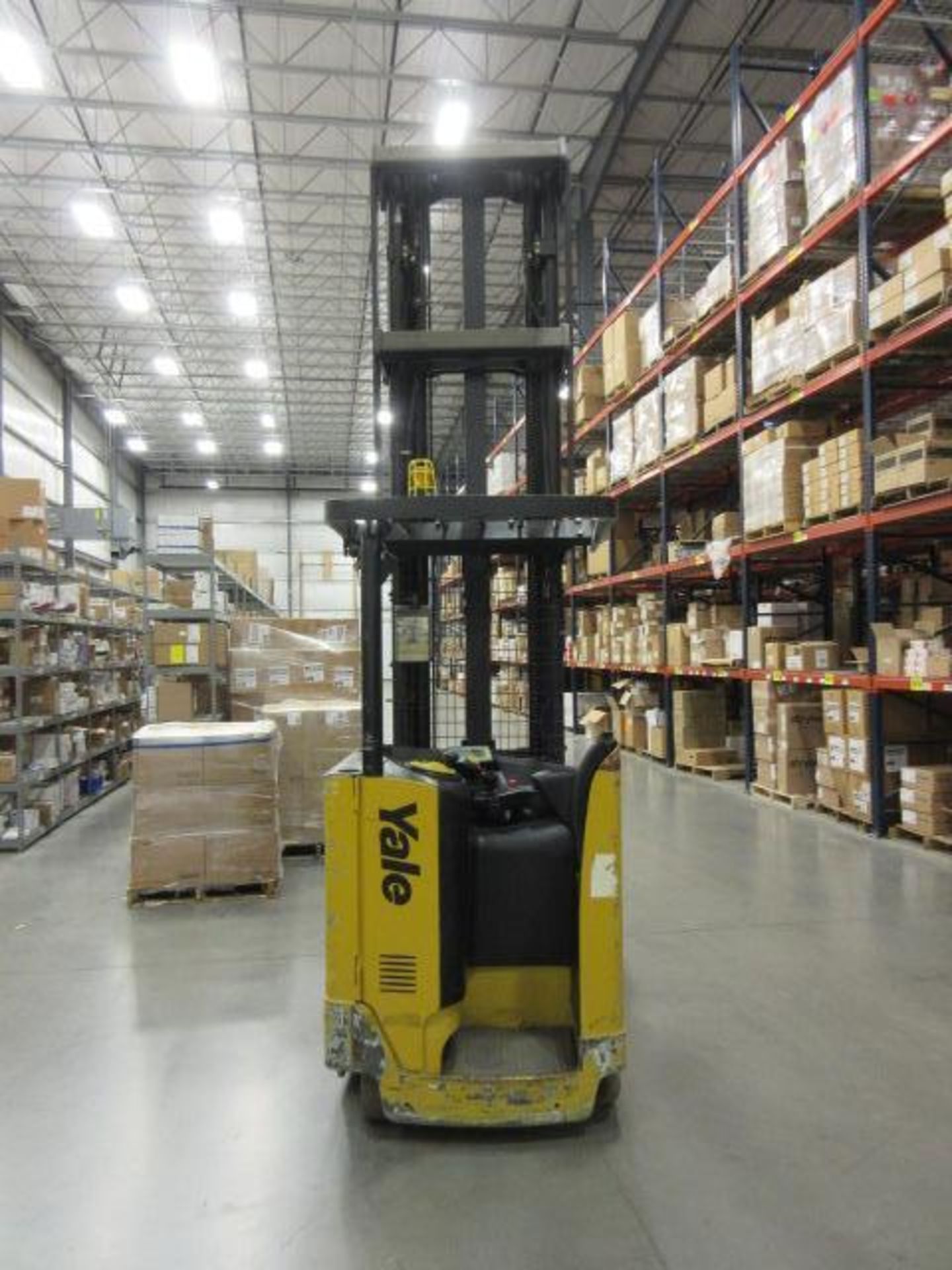 Yale Stand Up Reach Lift Truck - Image 6 of 7