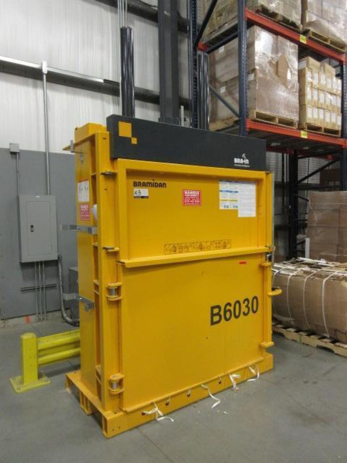 Bramidian Vertical Baler - Image 2 of 5