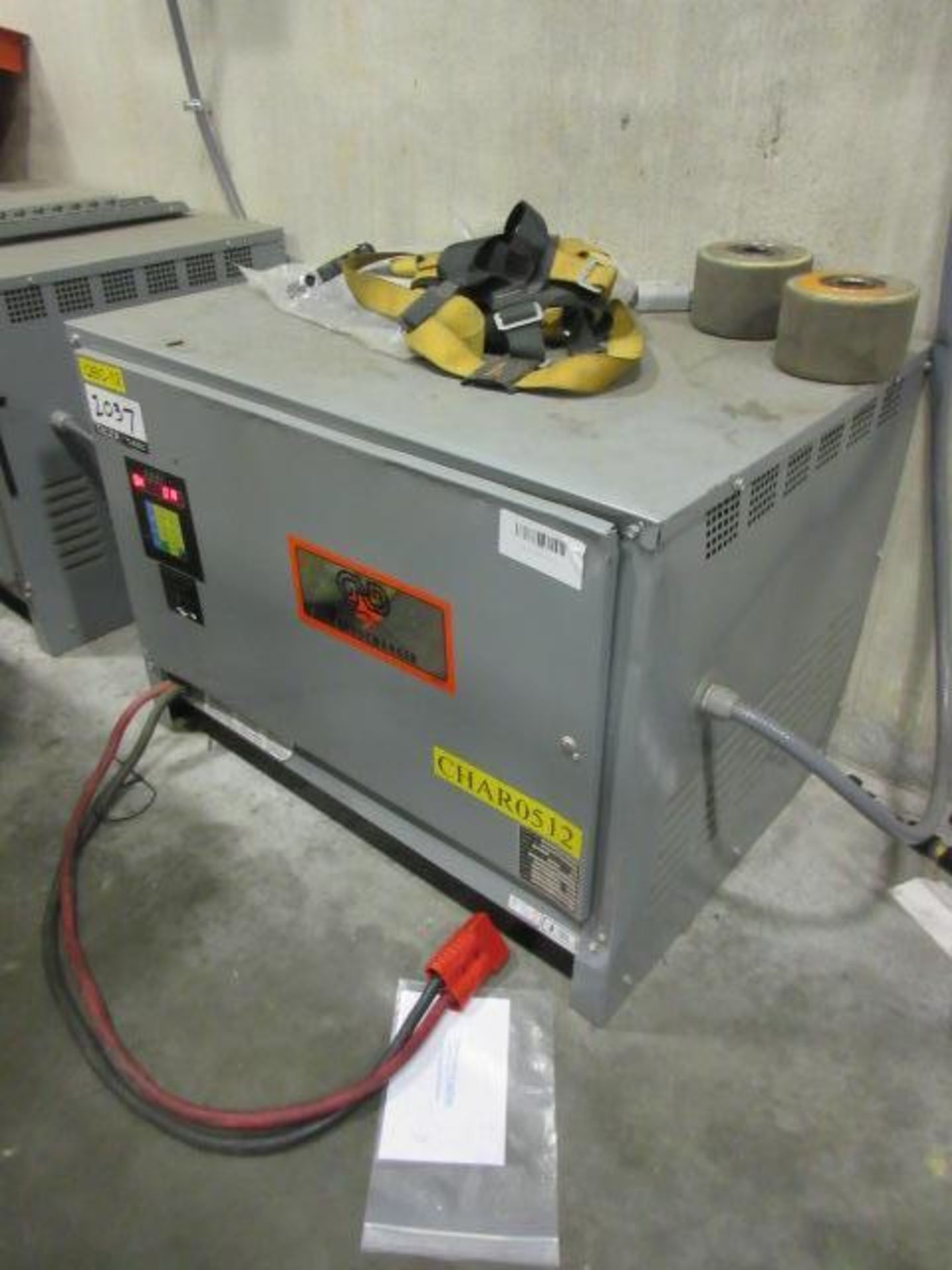 Industrial Battery Charger - Image 2 of 5