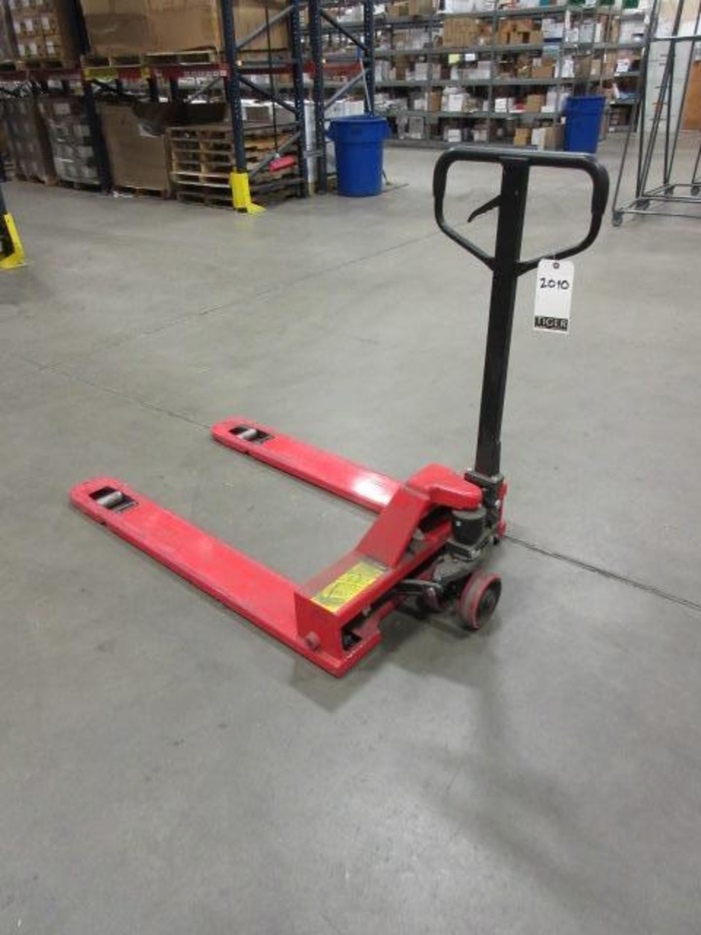 Westco 4-Way Pallet Truck - Image 4 of 4