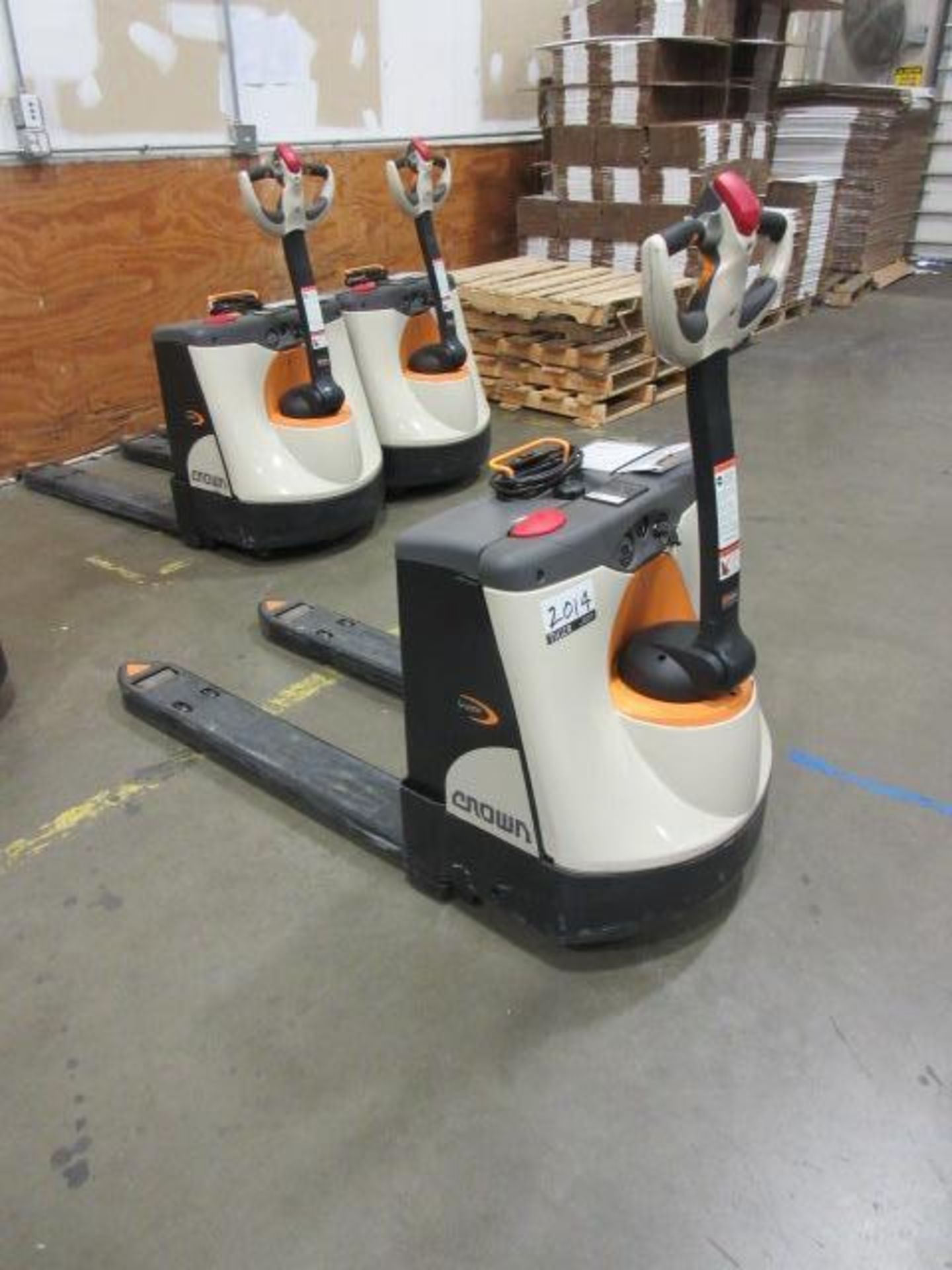 Crown Electric Pallet Jack