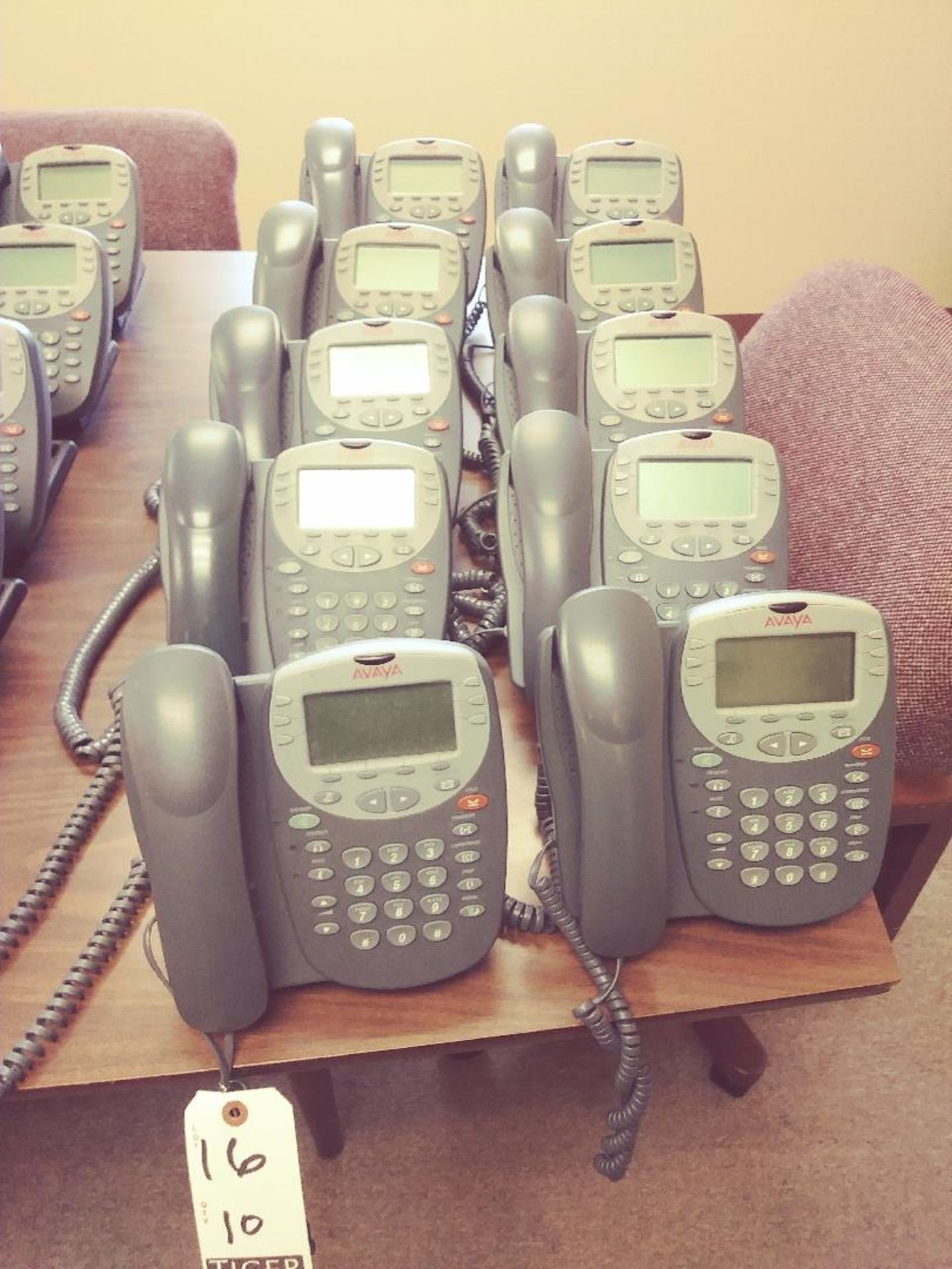 Avaya 5410 Digital Telephones - Image 2 of 4