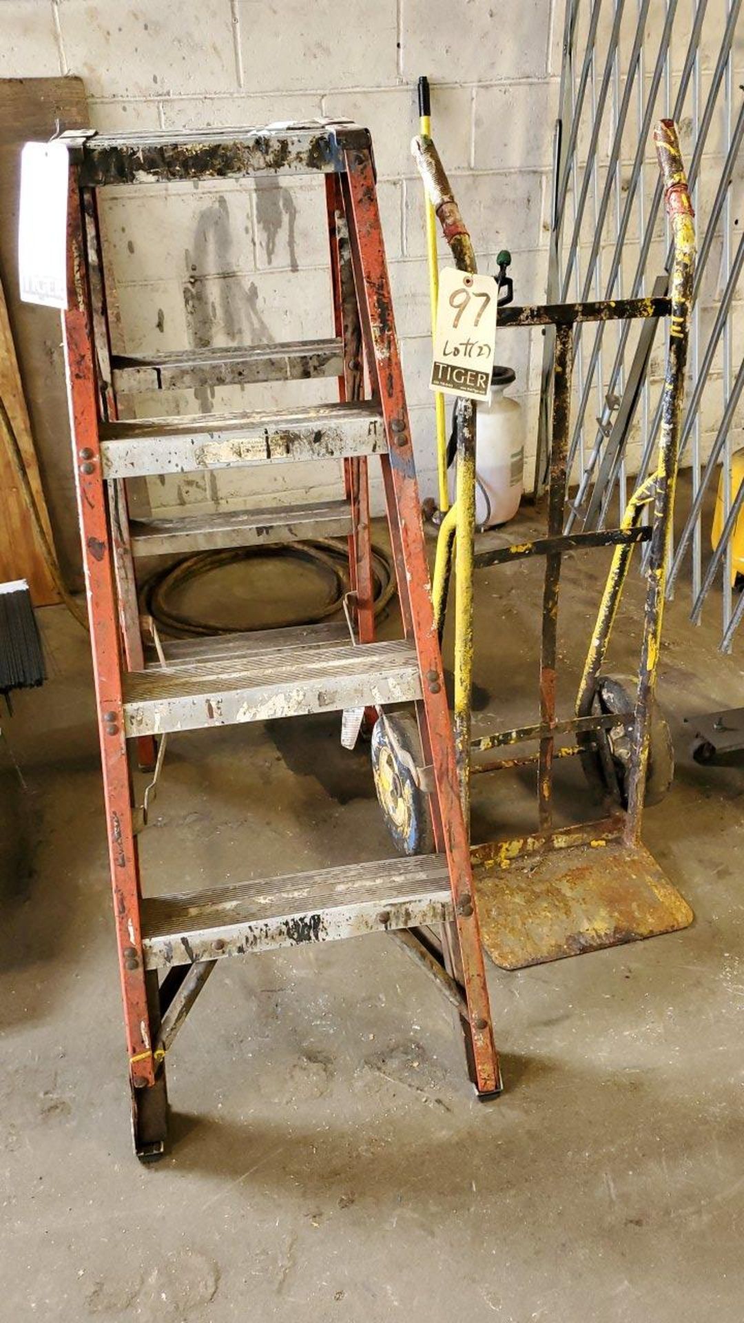 Twin Step Ladder & Hand Truck