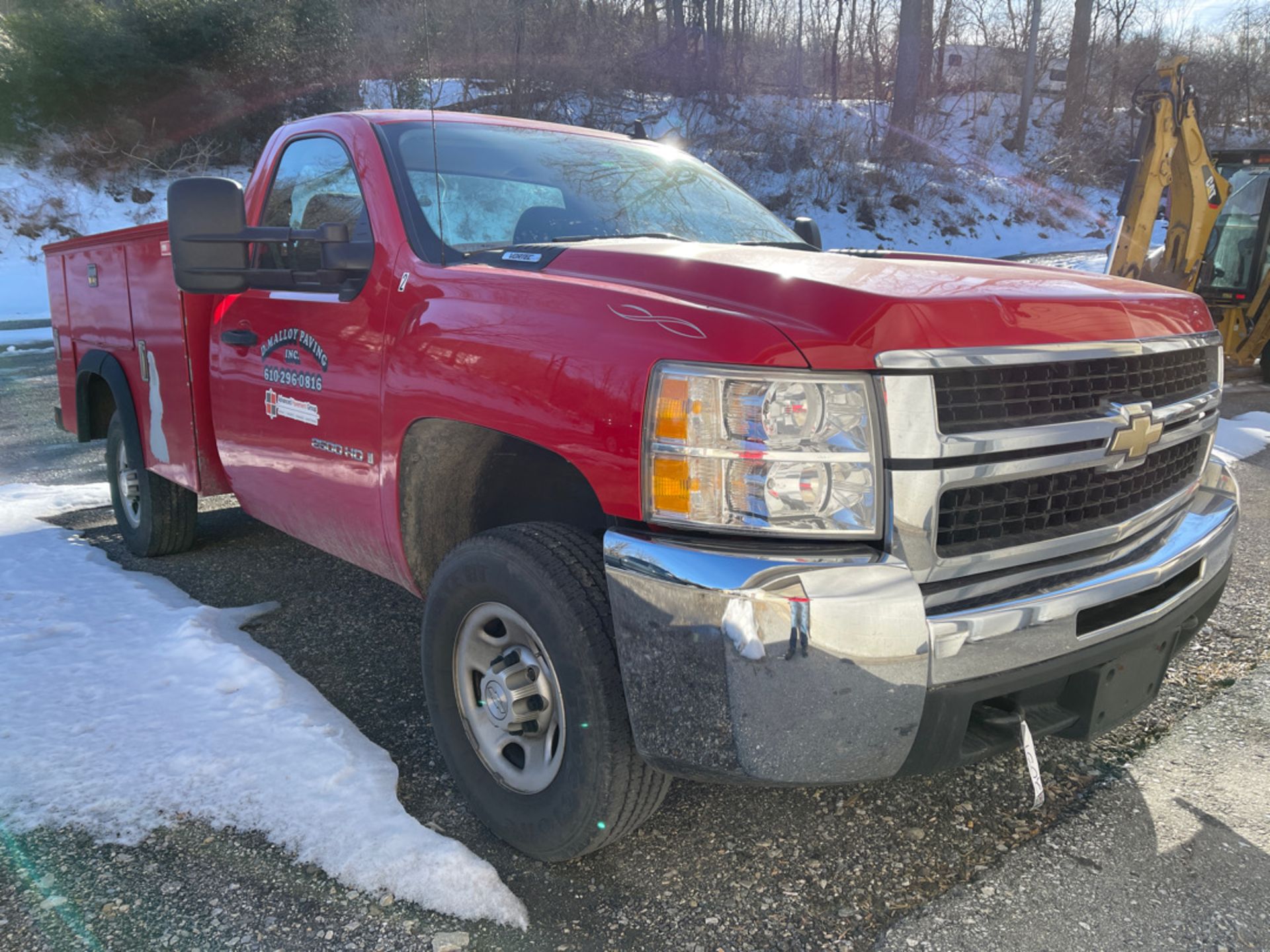 2009 Chevy C2500 - Image 2 of 8