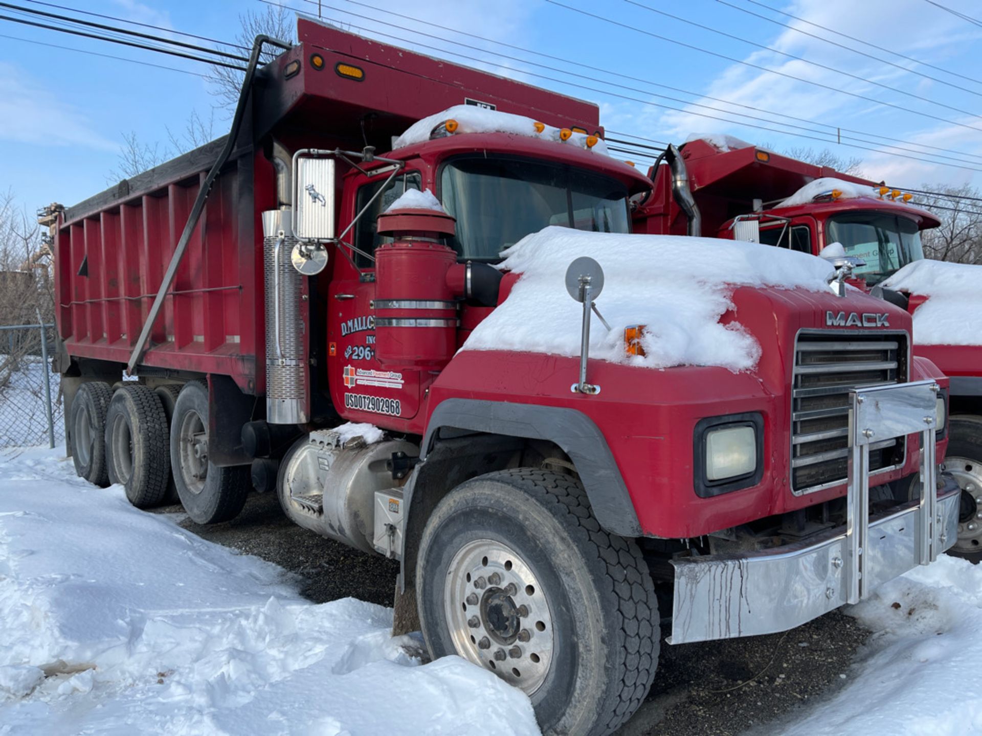 2002 Mack 600 Dump Truck