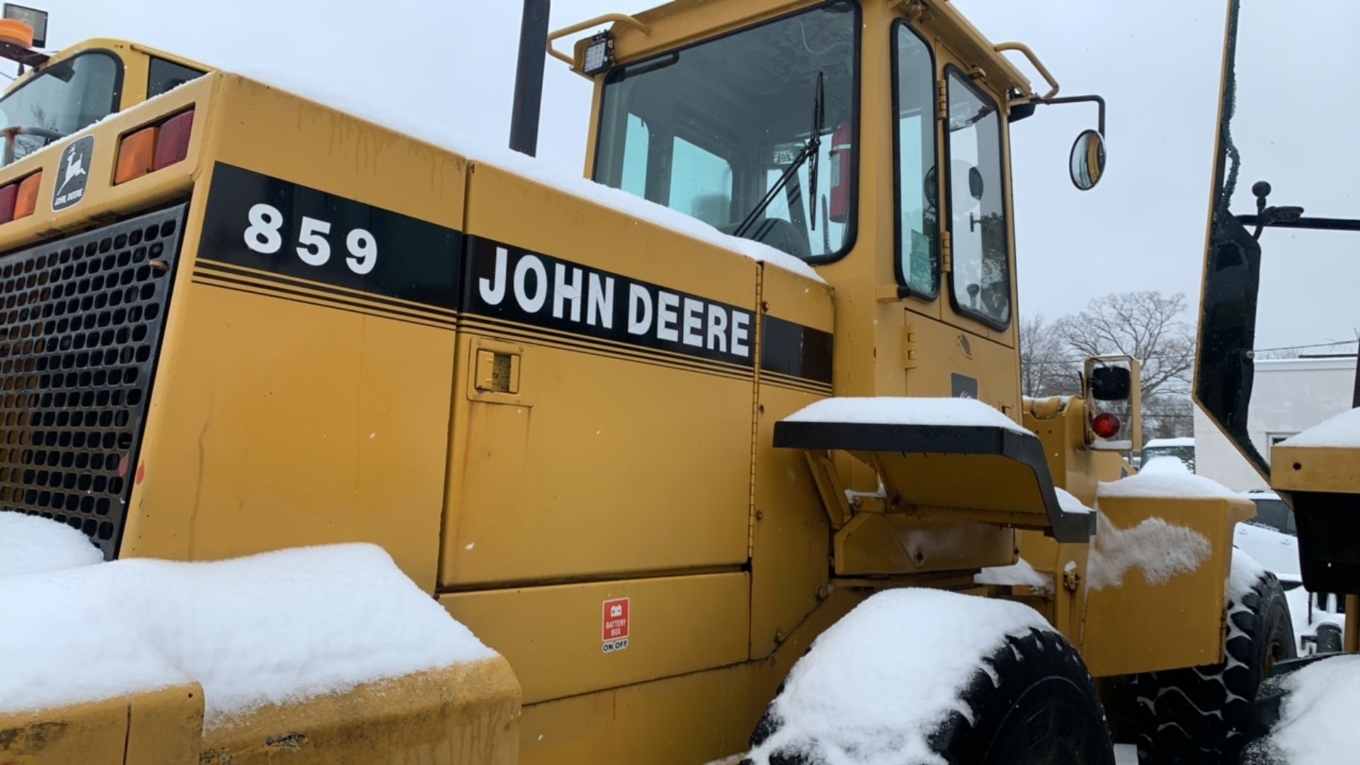 John Deere Wheel Loader - Image 5 of 10