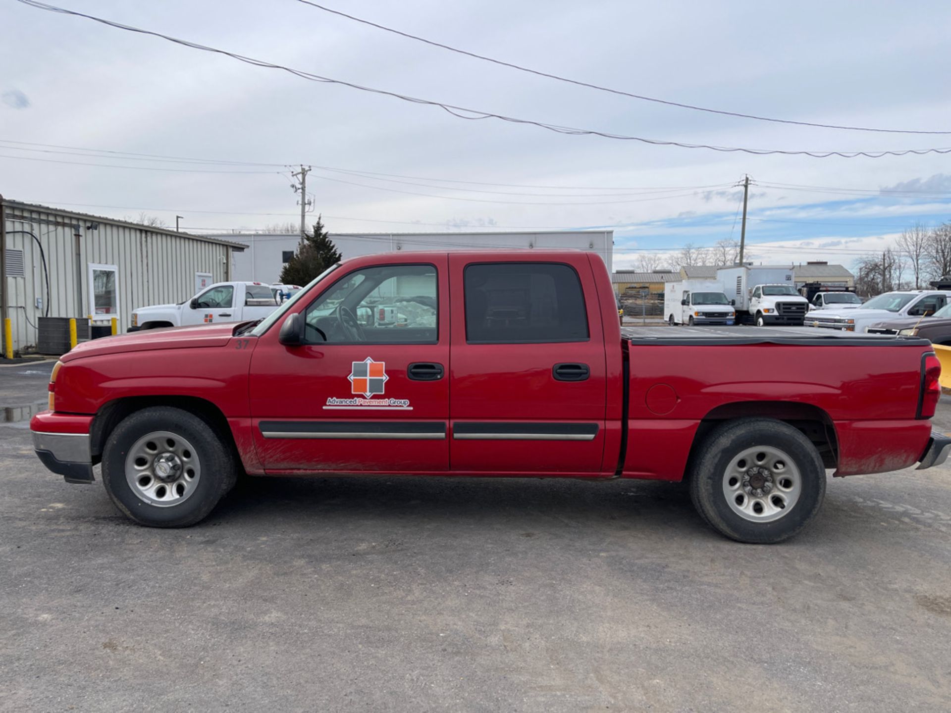 2006 Chevy Silverado 1500 - Image 6 of 13