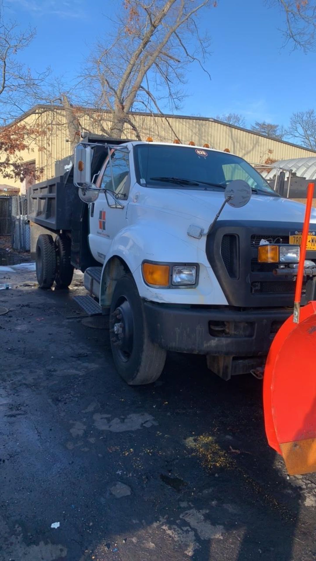 2007 Ford F-750 Plow/Dump Truck - Image 4 of 12