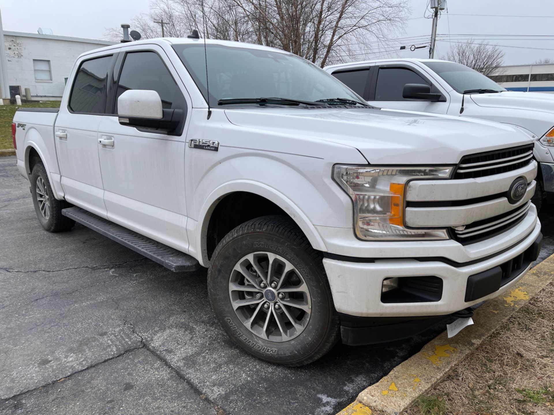 2019 Ford F150 Lariat - Image 2 of 17