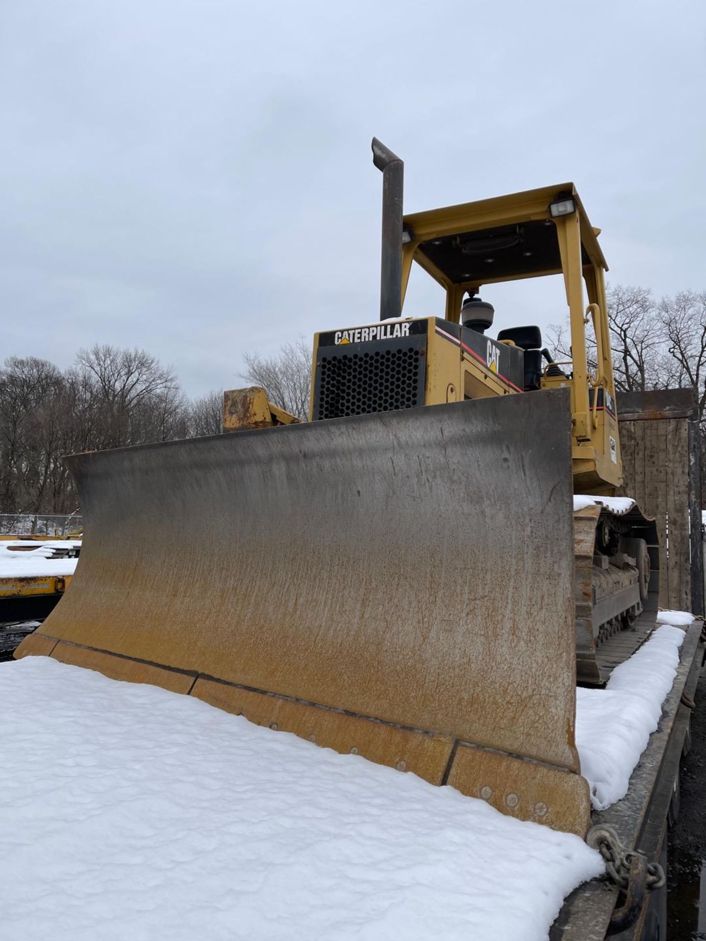 2011 Cat Dozer D4C - Image 2 of 8