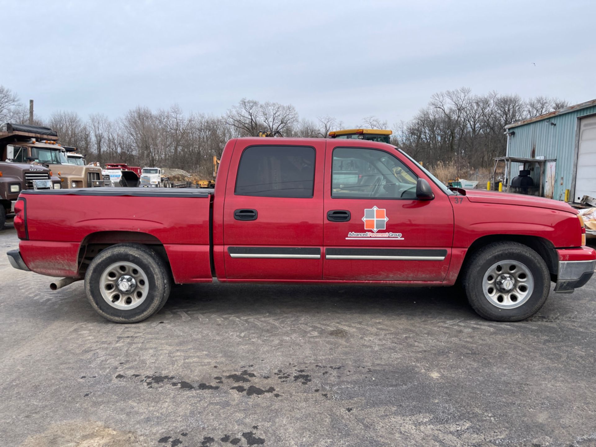 2006 Chevy Silverado 1500 - Image 4 of 13