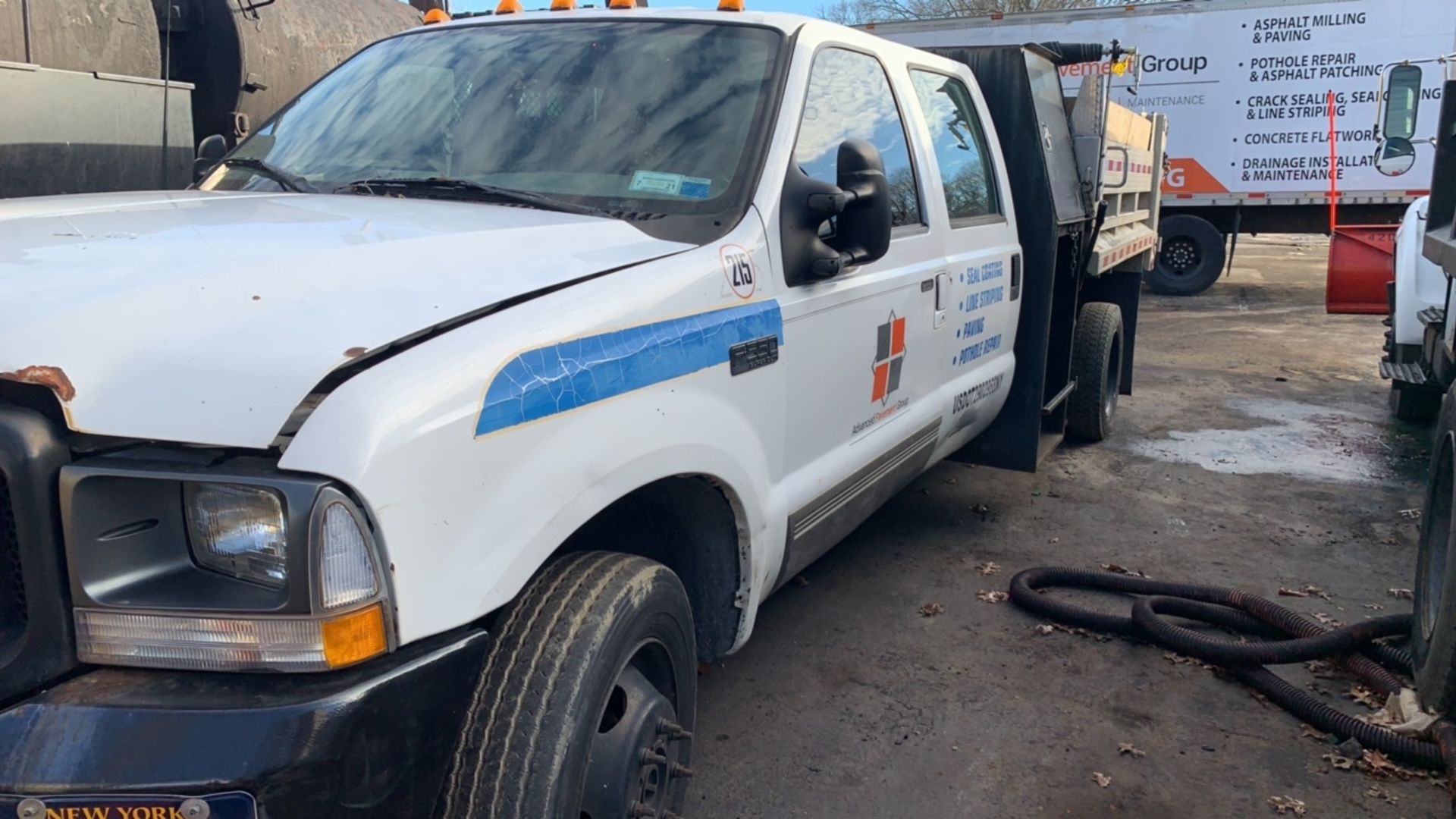 2003 Ford F-550 Dump Truck - Image 5 of 13