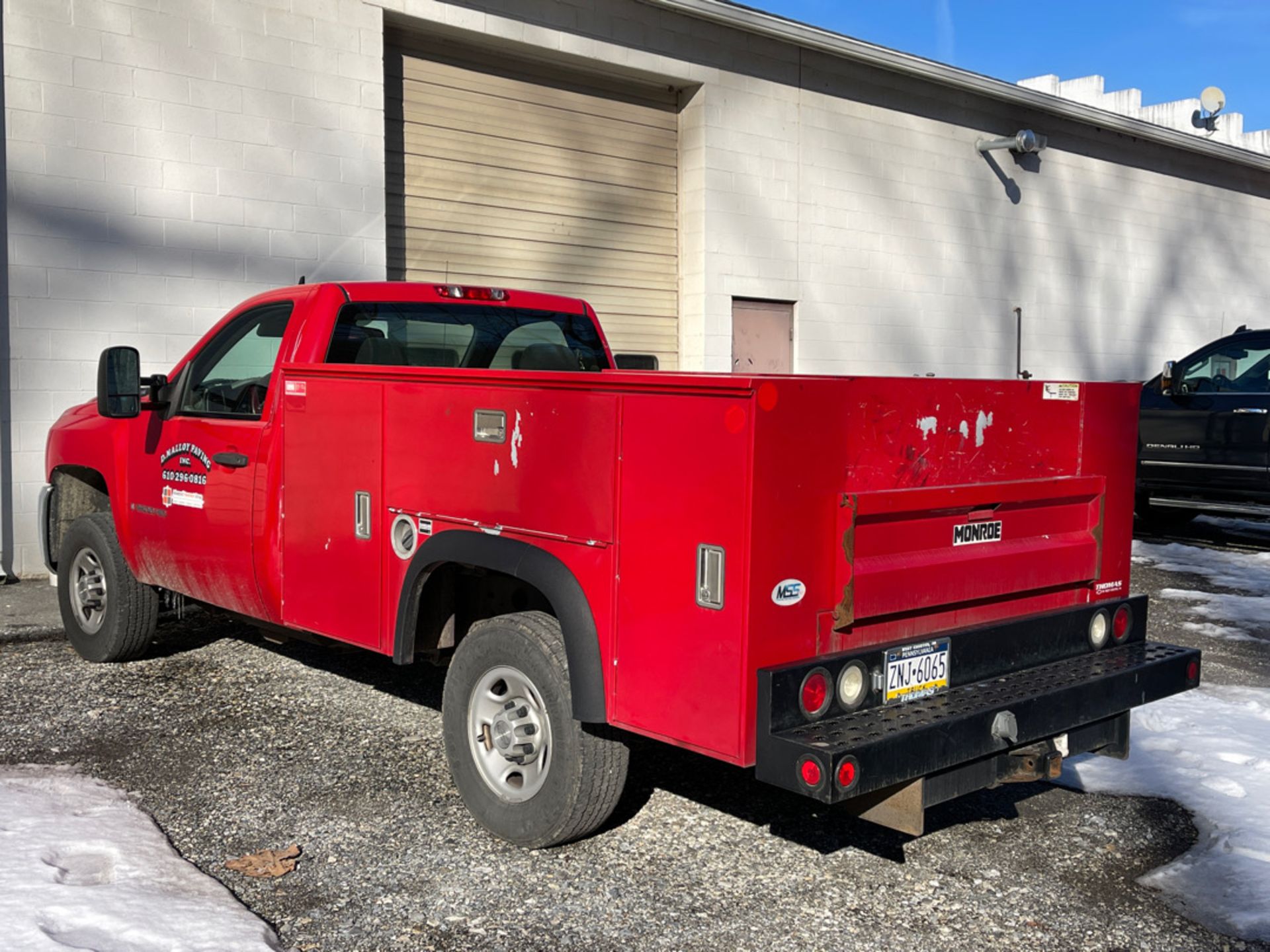 2009 Chevy C2500 - Image 7 of 8