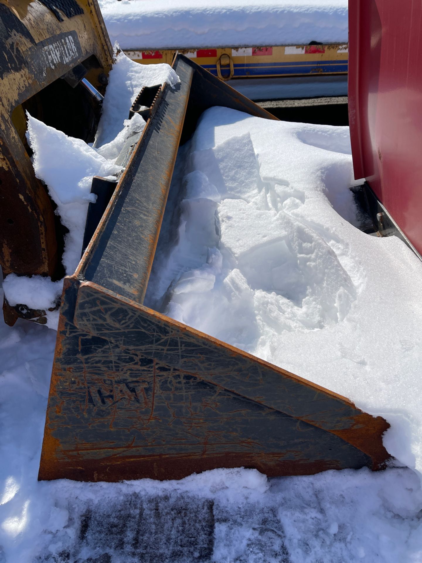 2011 Cat Skid Steer Loader 246C - Image 3 of 9