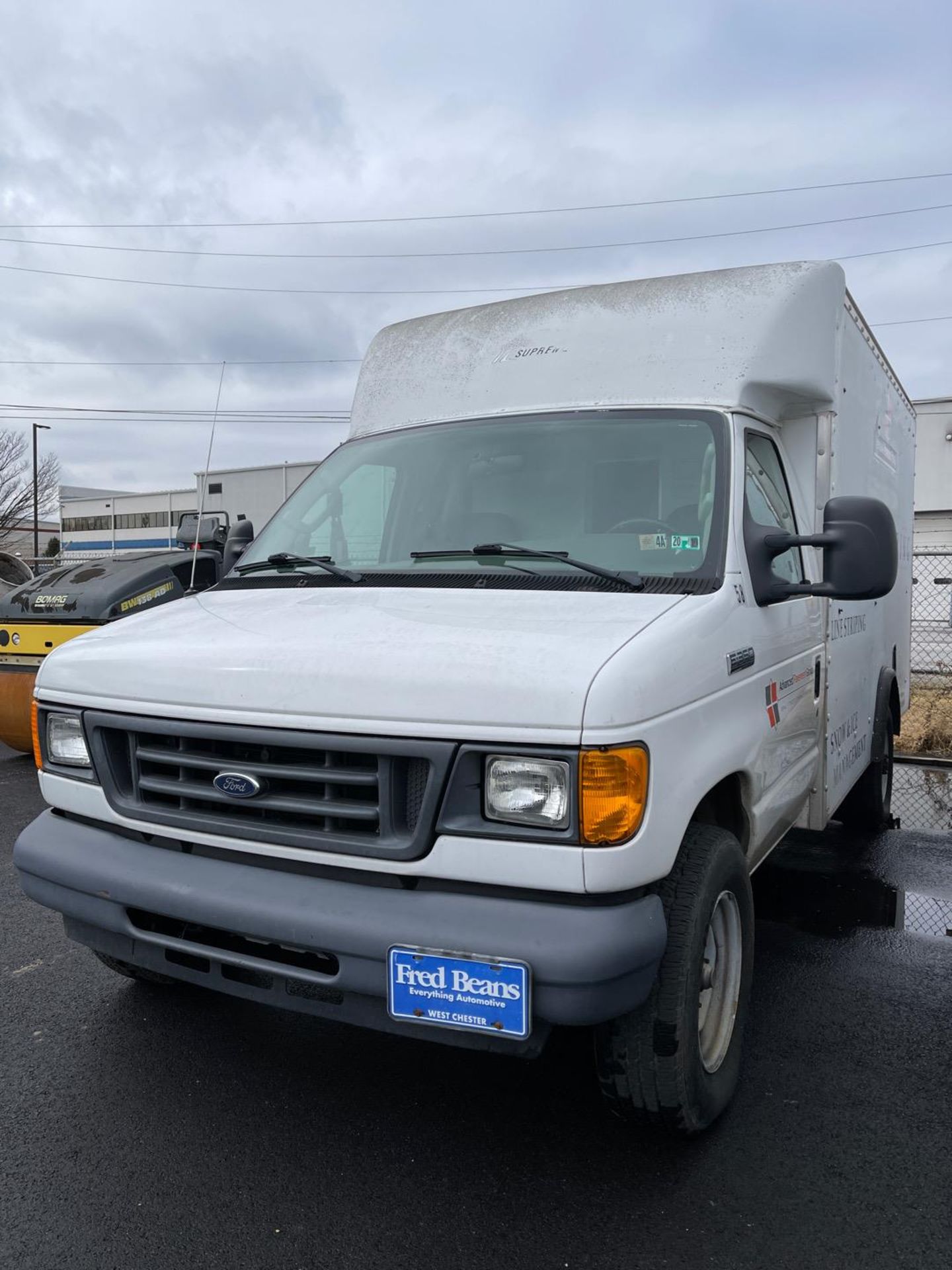 2006 Ford E-350 Box Truck - Image 3 of 8