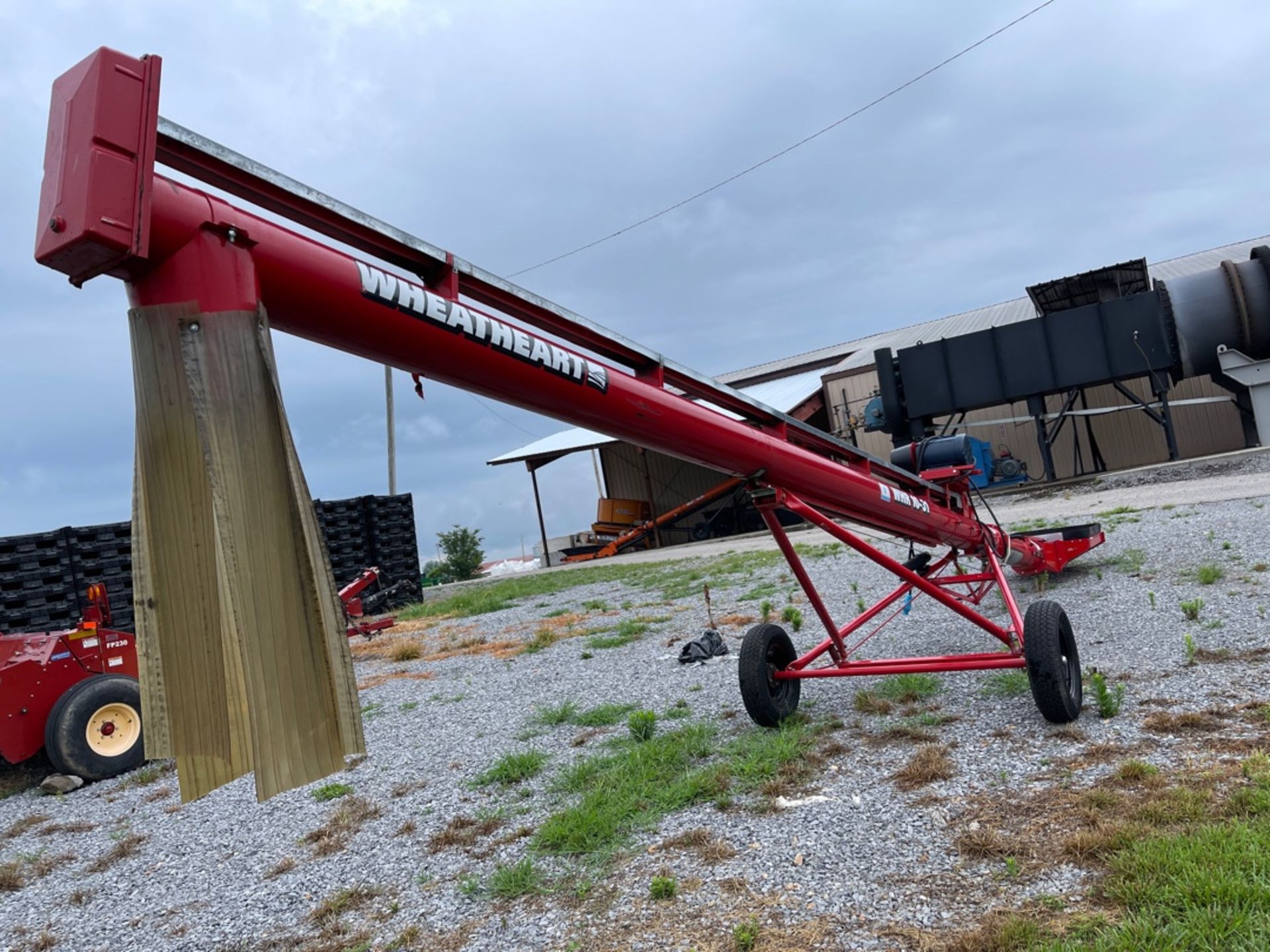 Wheat heart Grain Auger - Image 5 of 7