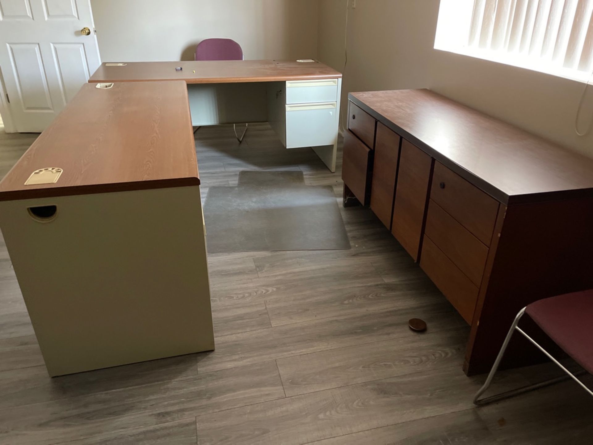 Lot Contents of Main Offices - Image 18 of 26