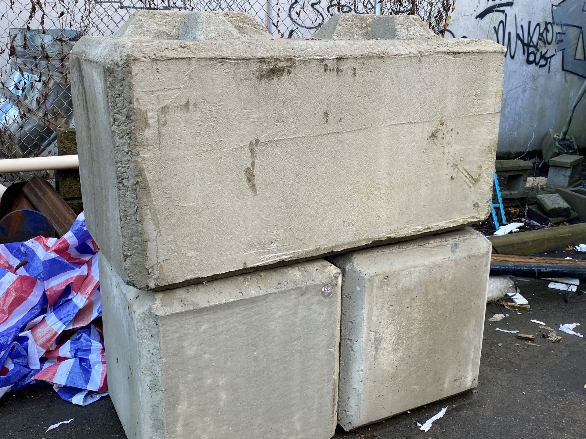 (15) CONCRETE LOCK BLOCKS - Image 2 of 2