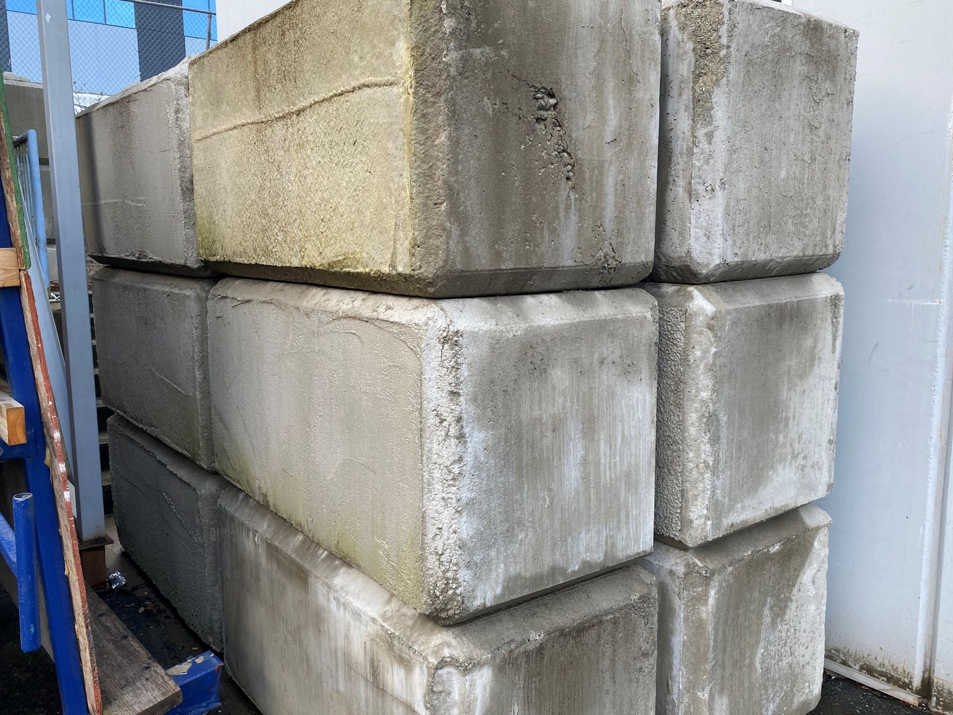 (15) CONCRETE LOCK BLOCKS