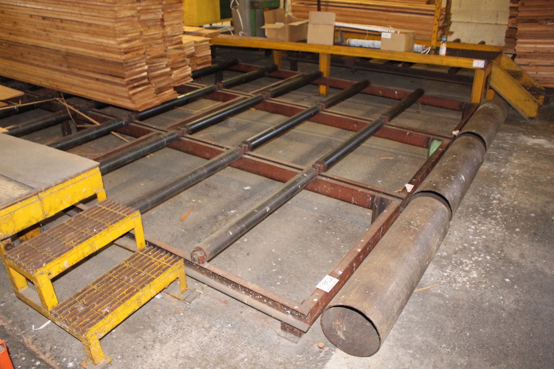 21' LUMBER ROLL-OFF