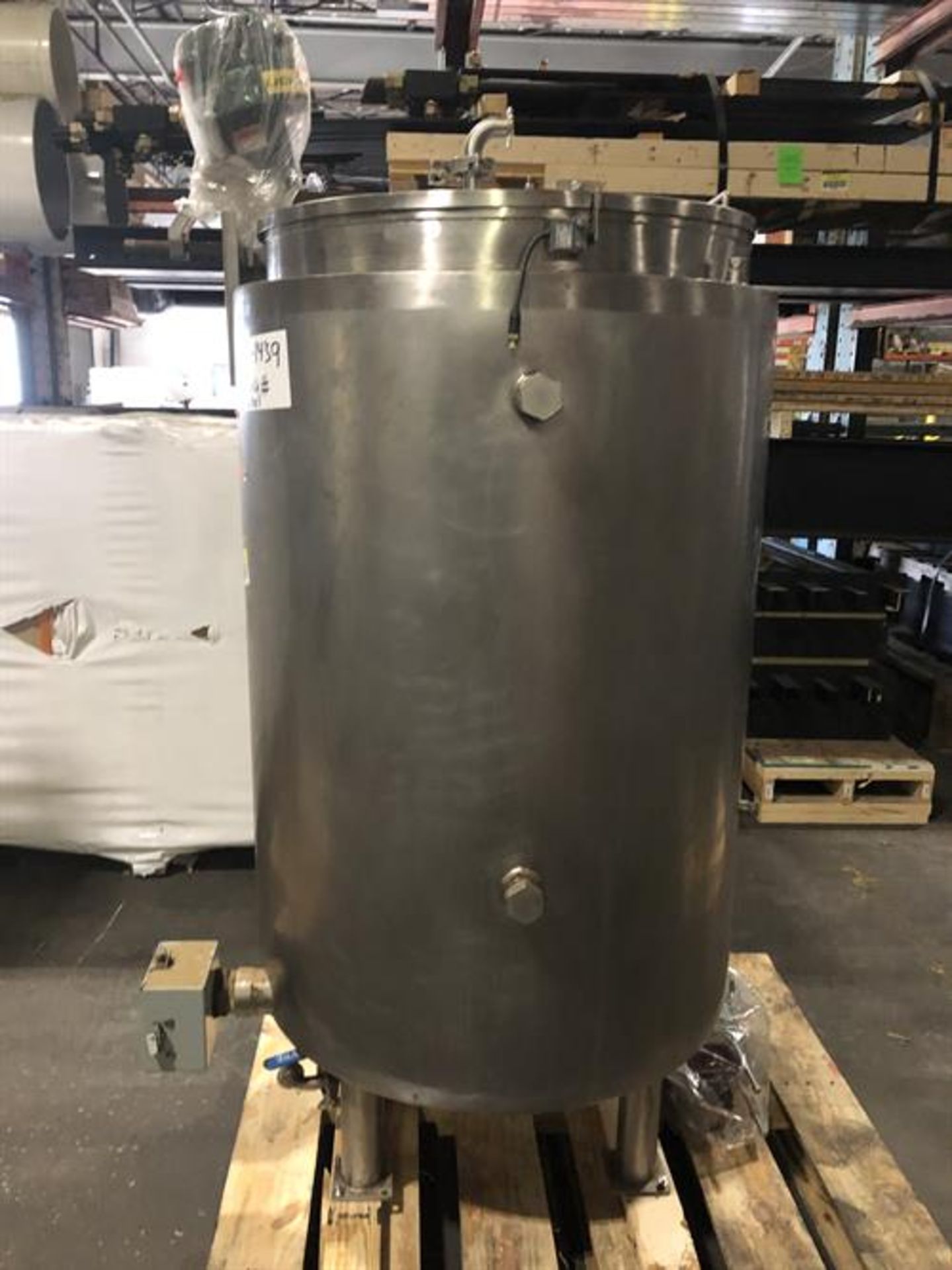 (2) Spray Dynamics 100 Gallon Stainless Steel Jacketed Mixing Tanks with pump - Image 17 of 32