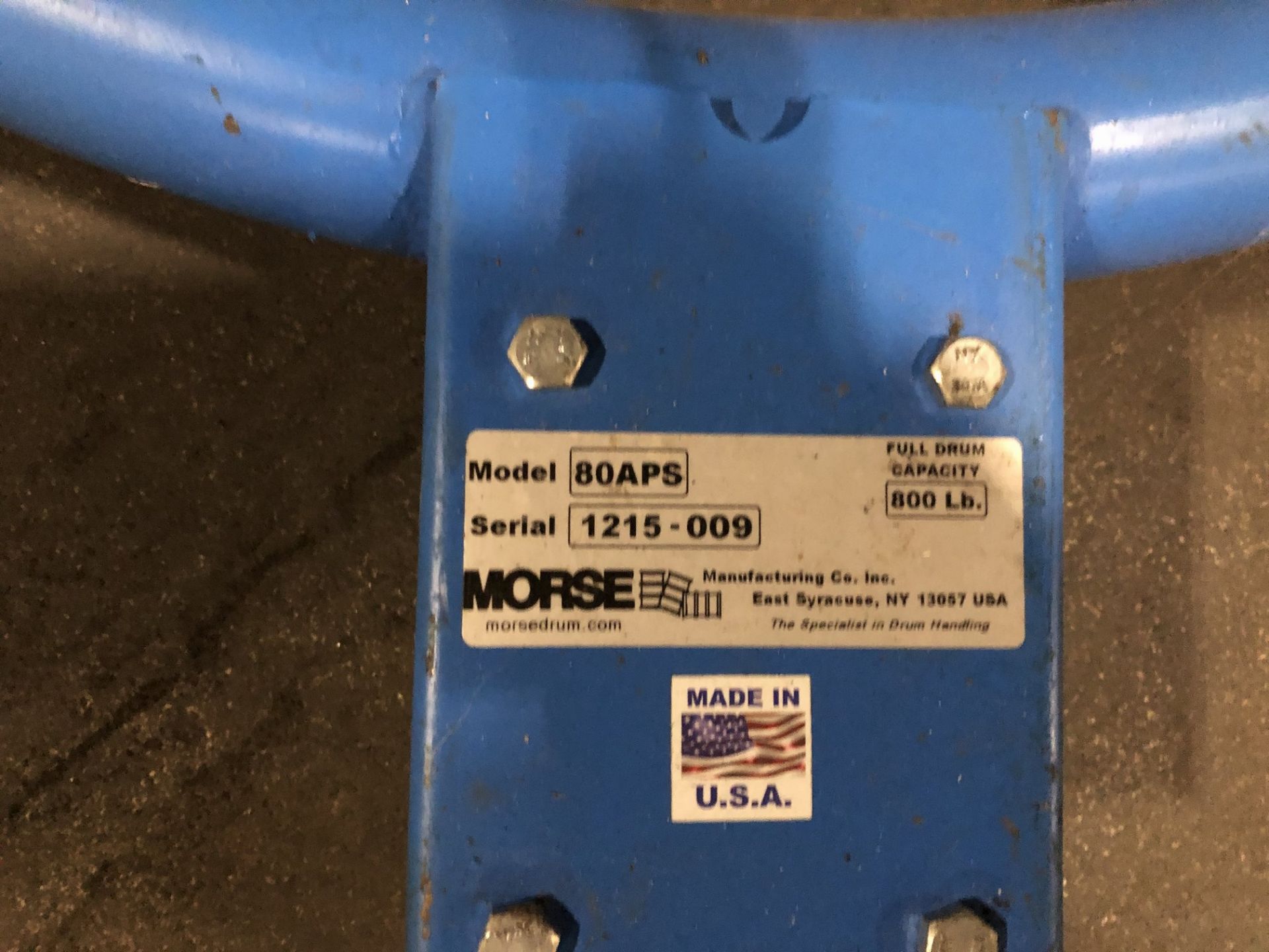 Morse model 80PAPS 800 lb capacity drum carrier and dumper serial#1215-009 on wheels. Located in - Image 3 of 3