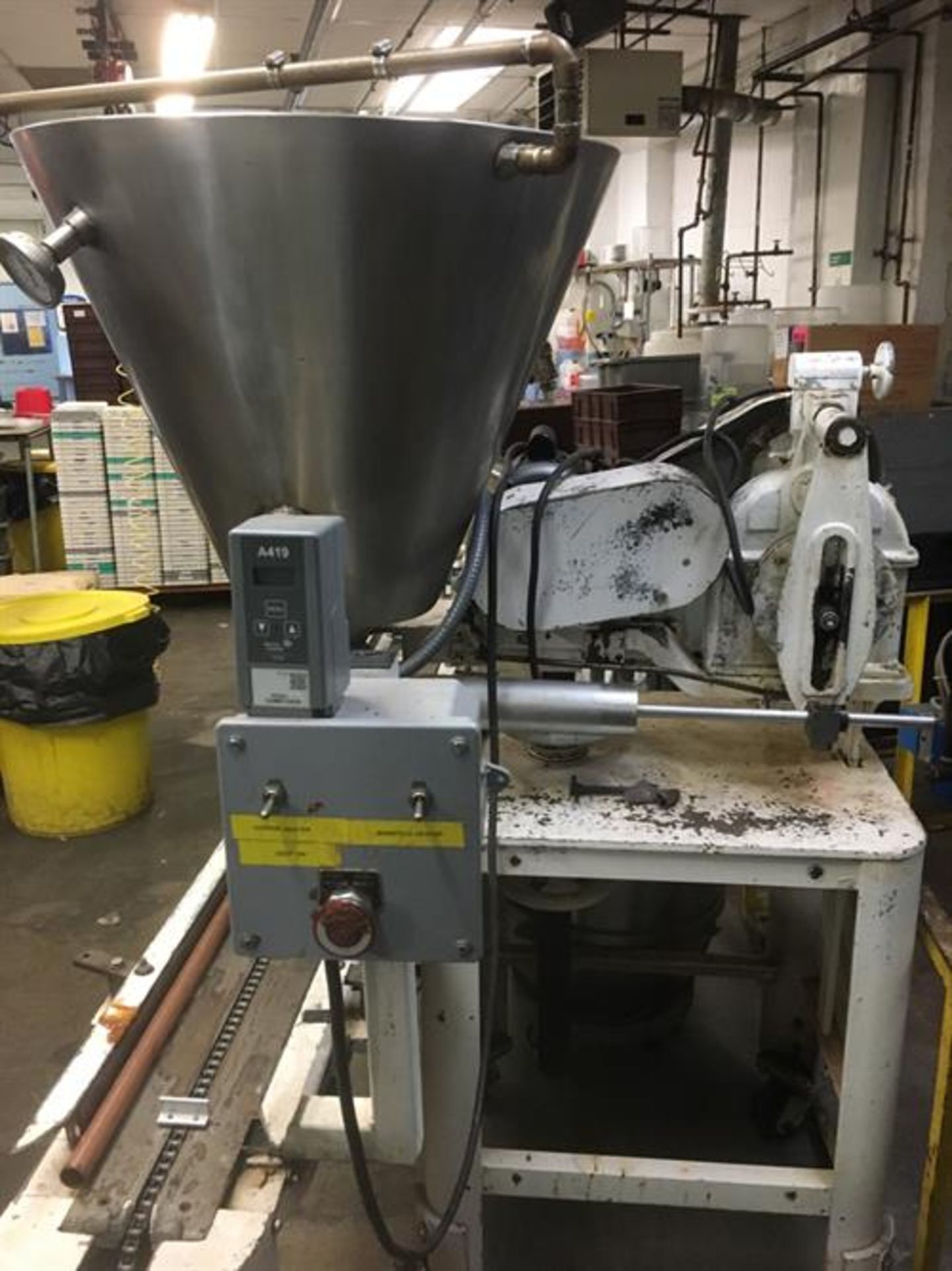 Elgin Single Piston Fudge Filler - SS Jacketed and Heated Hopper - Indexing Conveyor Located