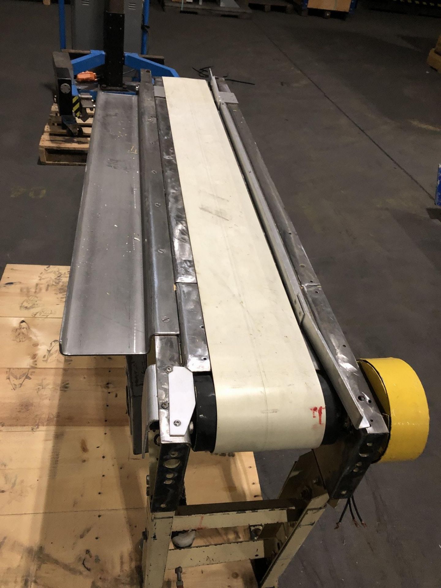 Conveyor 6” wide x 60” long white rubber bel conveyor 29” tall with 1/3-HP, 3 phase, 60 cycle, 230/ - Image 4 of 6