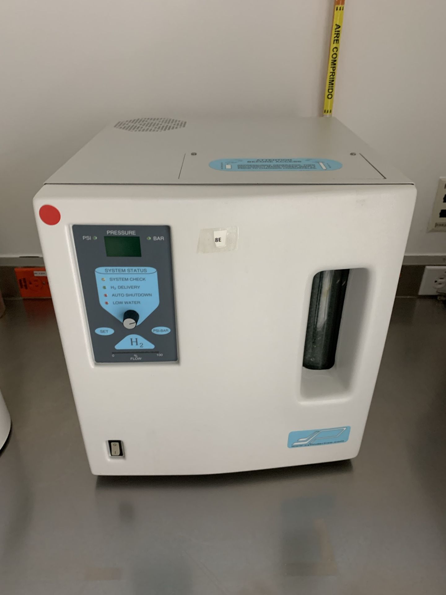 Peak Scientific CPM 200 Hydrogen generator - Image 2 of 3