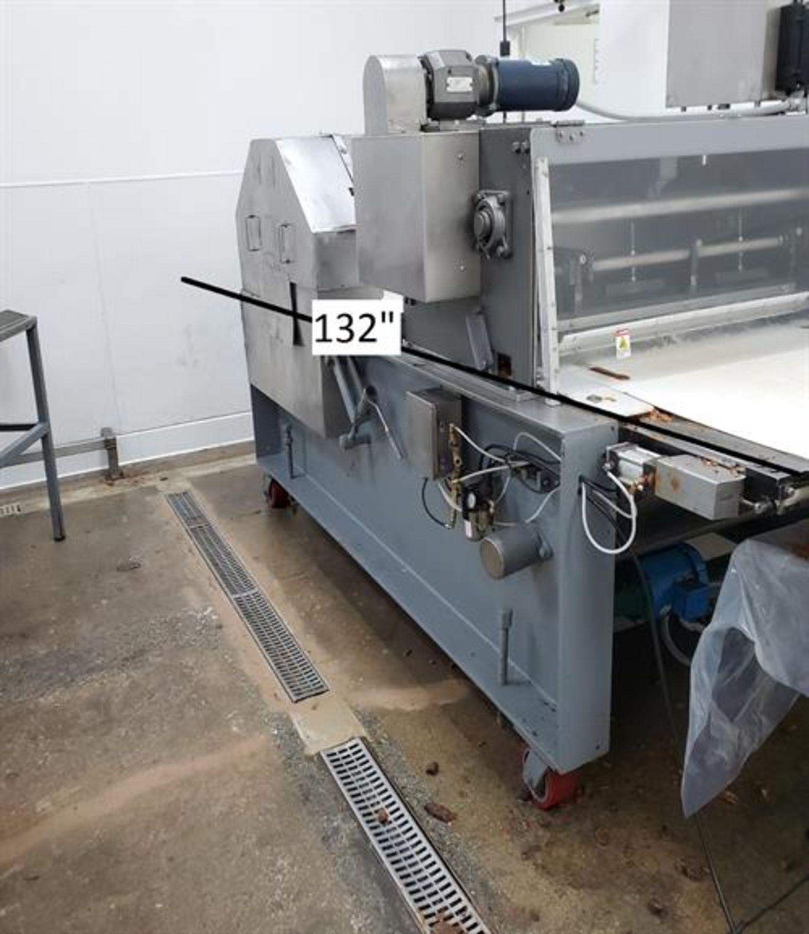 American Machine and Design 34" Co-Extruder with Guillotine Cutter - 34" wide Co-Extrusion head - - Image 8 of 13