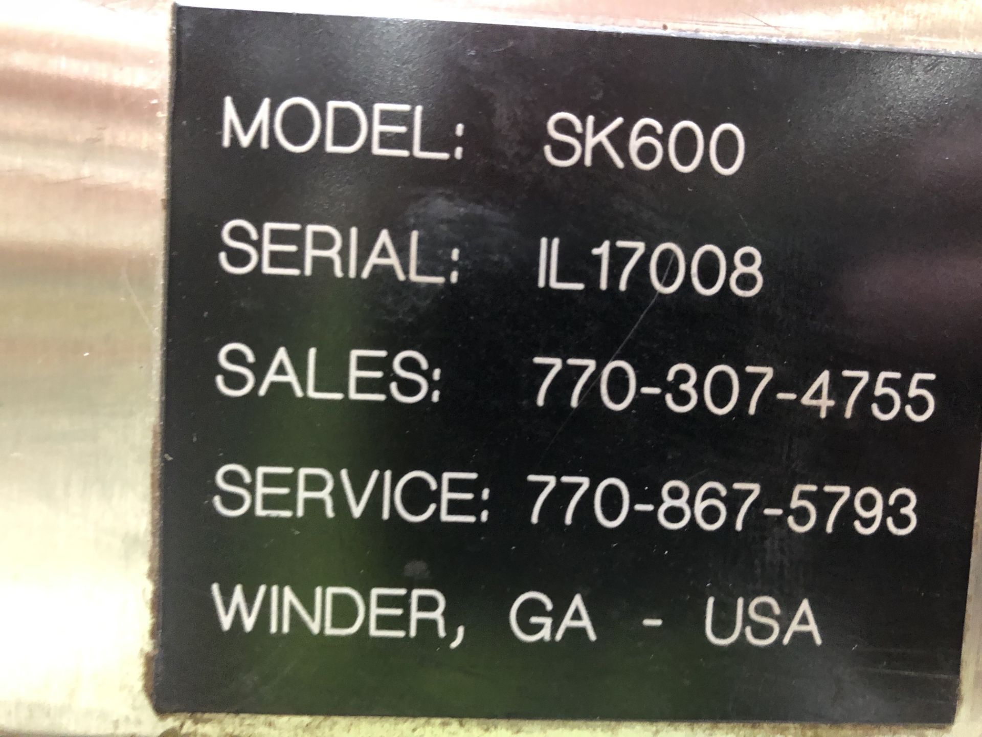 SureKap Model K6000-B semi-automtaic 6-spindle cap tightener/retorquer serial number IL19308 on - Image 2 of 2