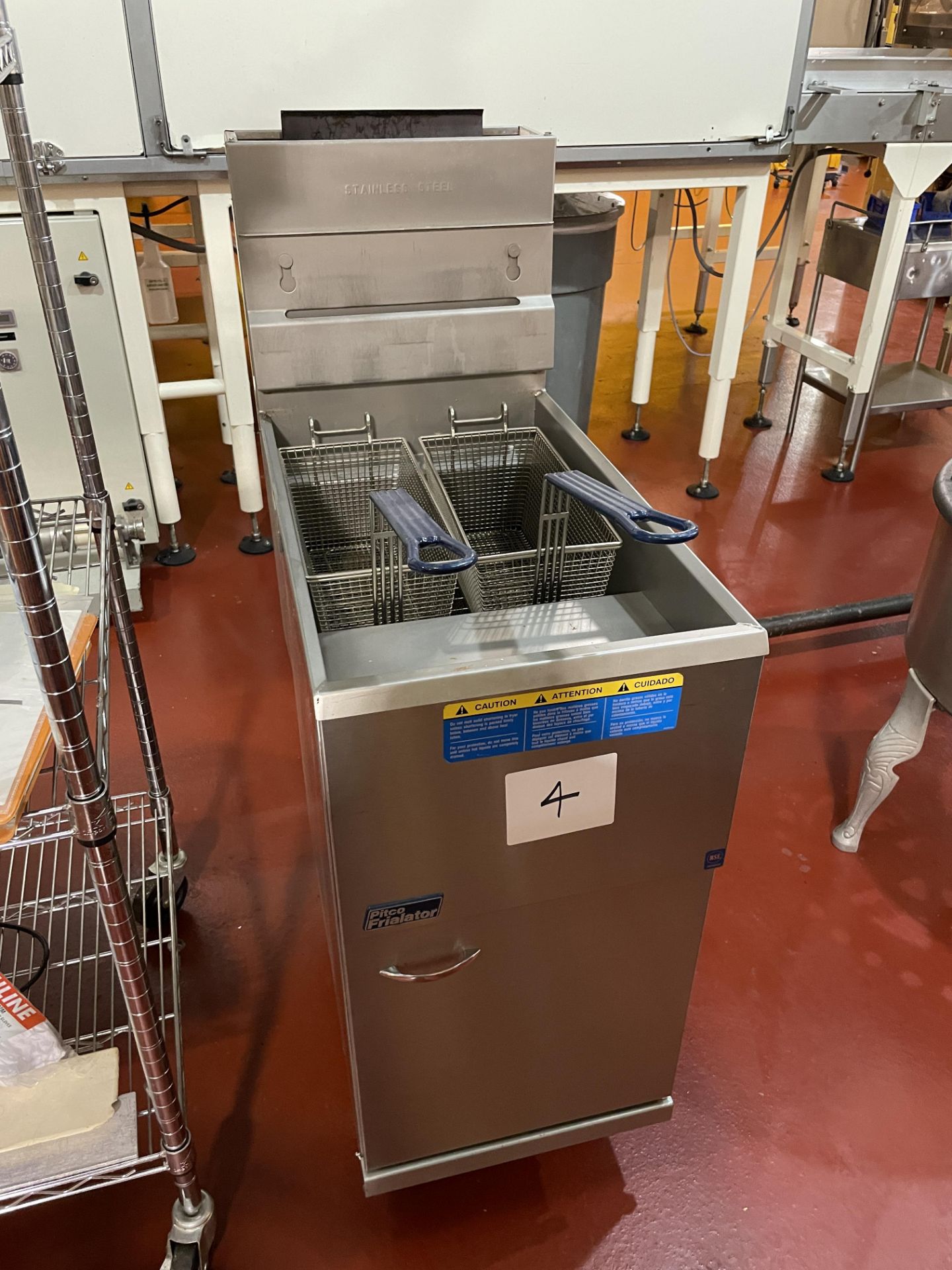 Pitco model 35C+SS Basket Fryer, natural gas fired, two baskets, serial#G02G023096, 90,000 btu/hr - Image 3 of 5