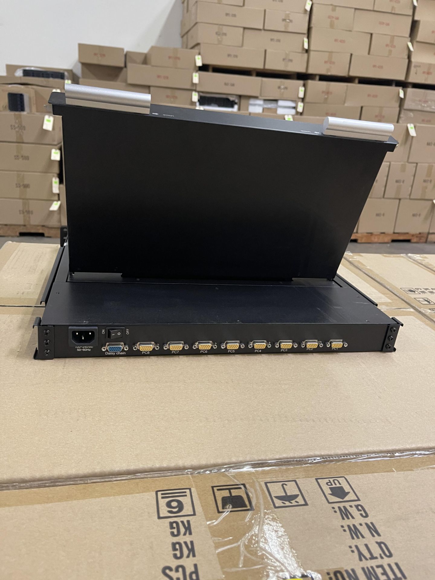 LCD KVM 8 PORT SWITCH RPC-1508 6X - Image 2 of 3
