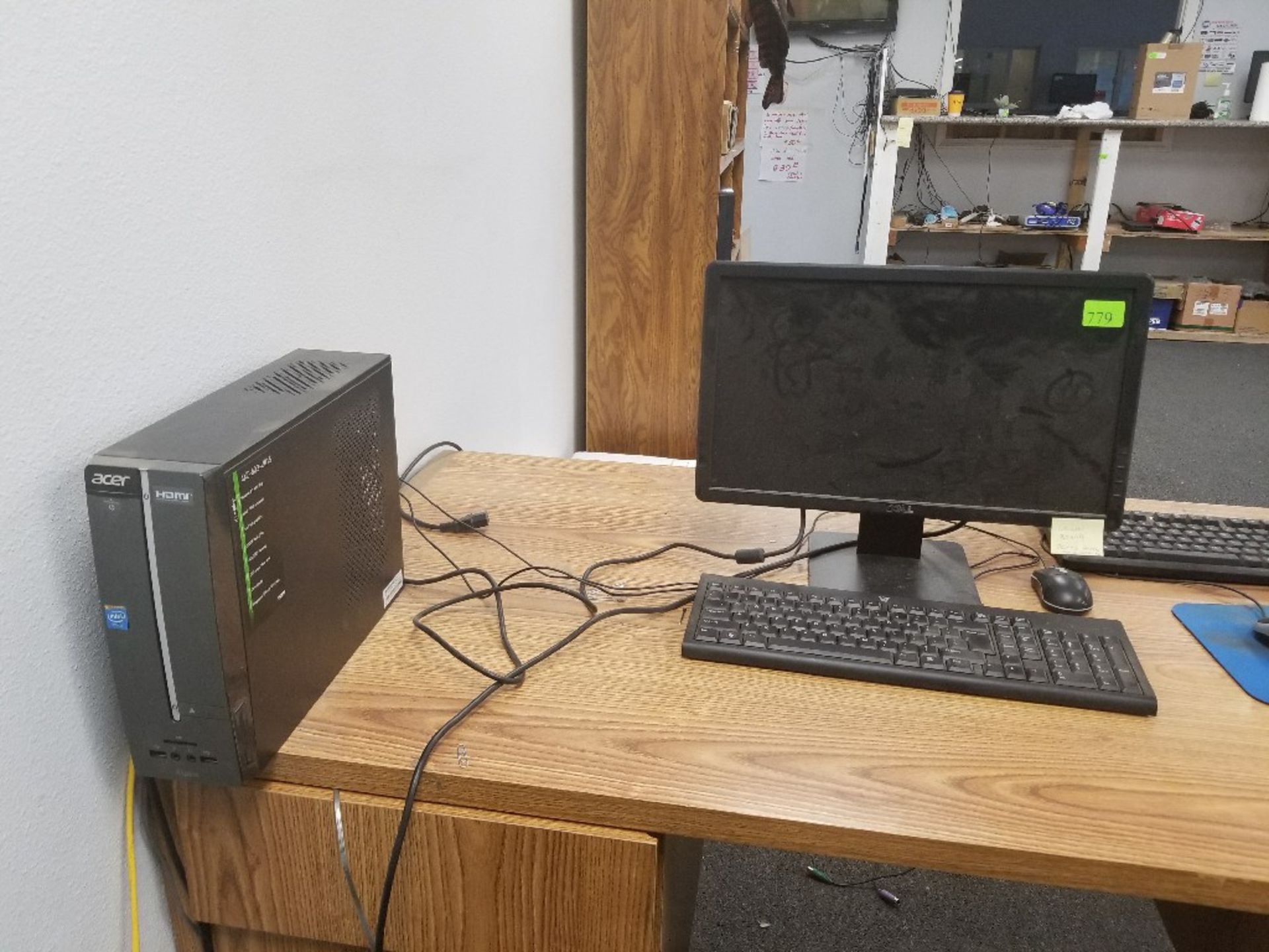 ACER COMPUTER W/ DELL MONITOR