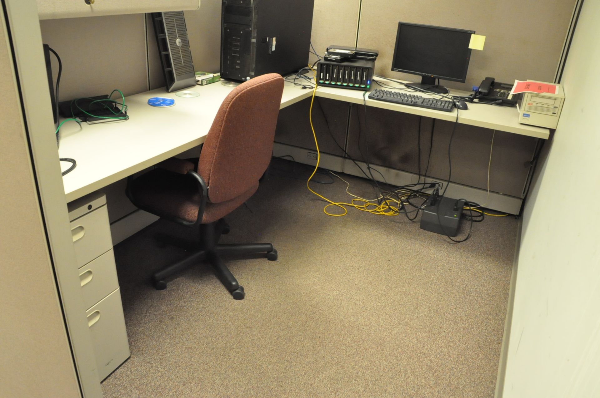 Lot-6 Station Cubicle Partition Work System, (Computer Electronics Not Included) - Image 6 of 8