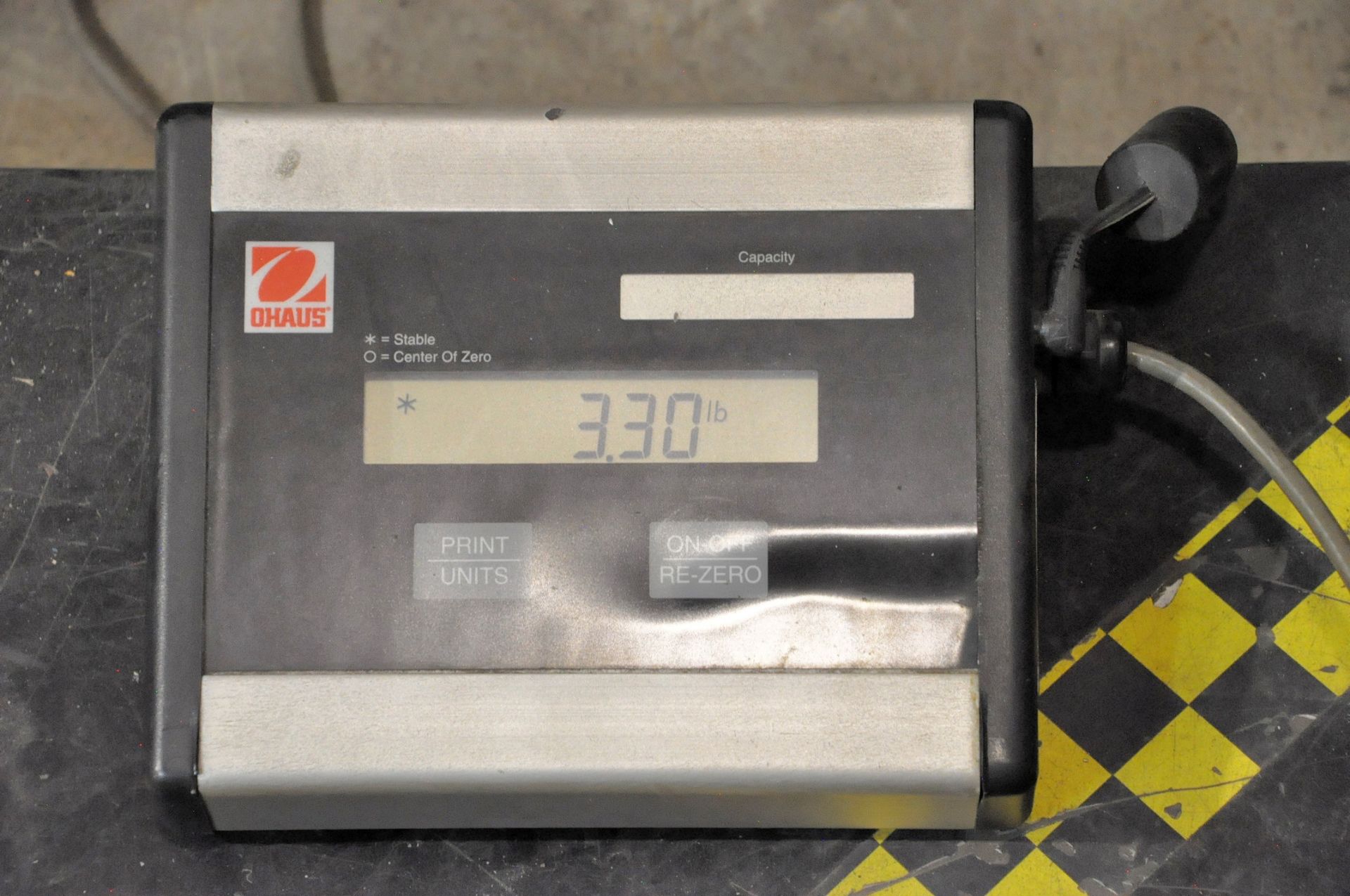 Ohaus Digital Scale with 24" x 24" Above Ground Platform - Image 2 of 2