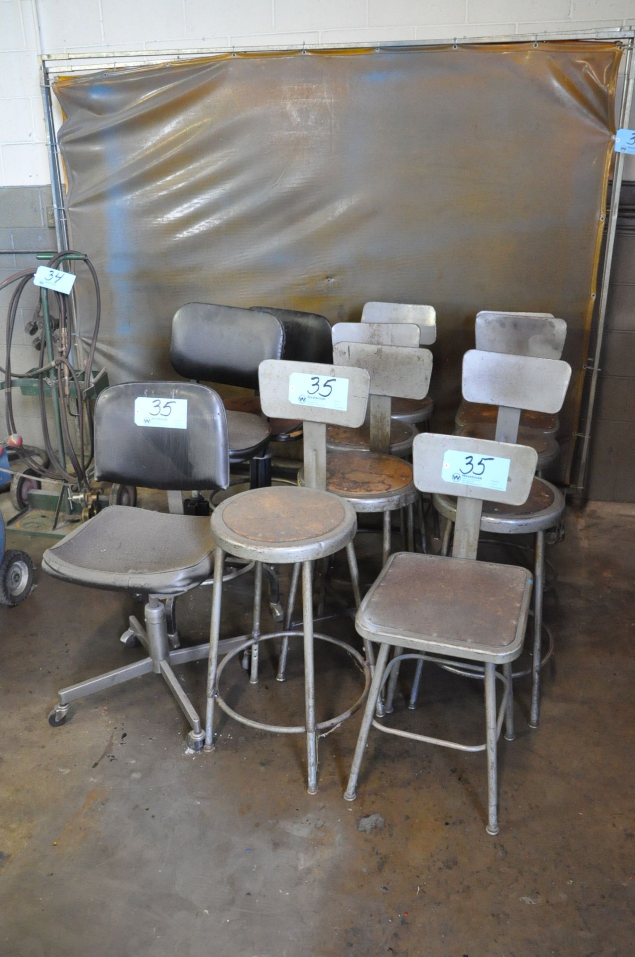 Lot-Shop Stools in (3) Rows